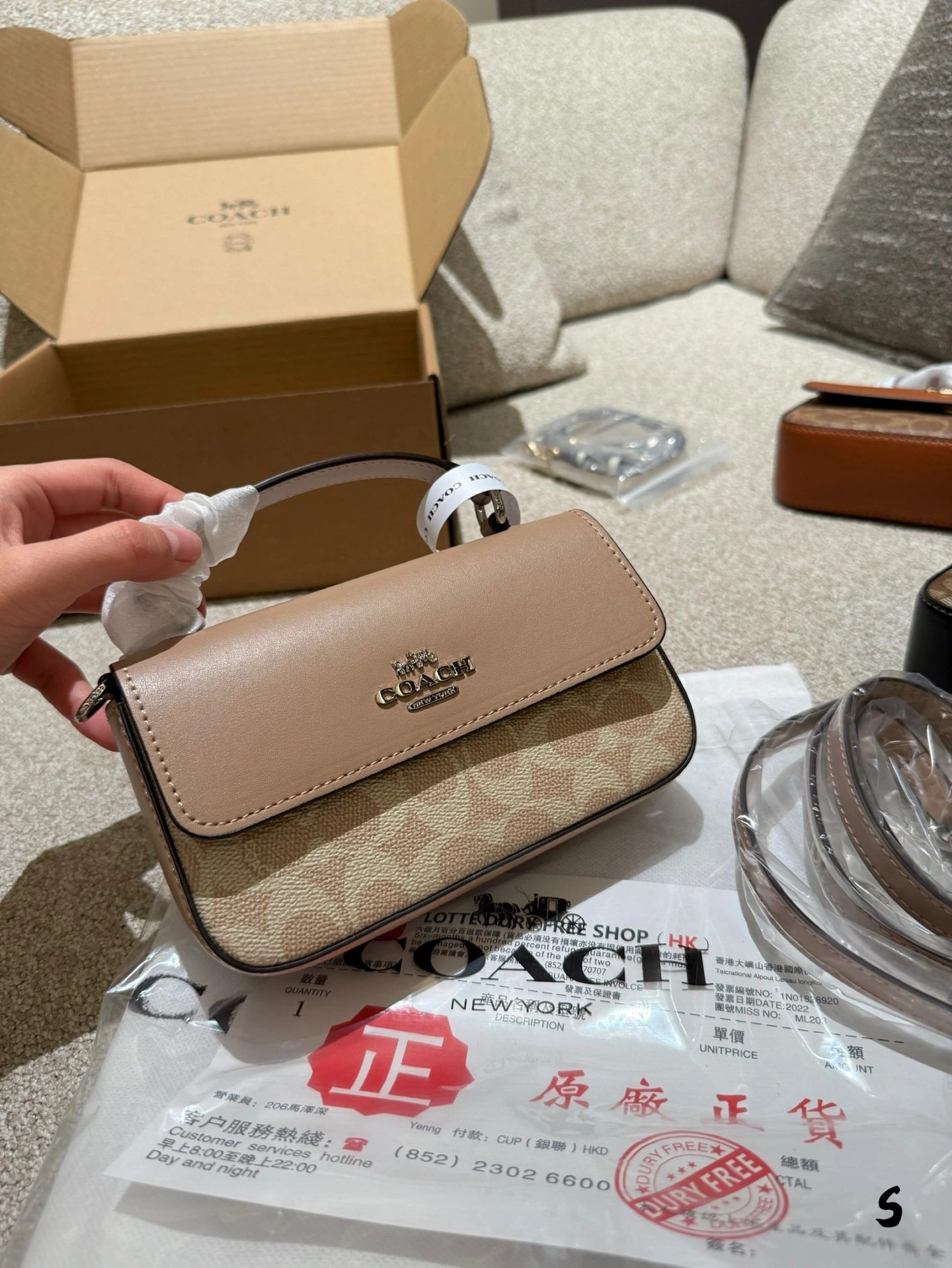 COACH（コーチ） 新作 Josie