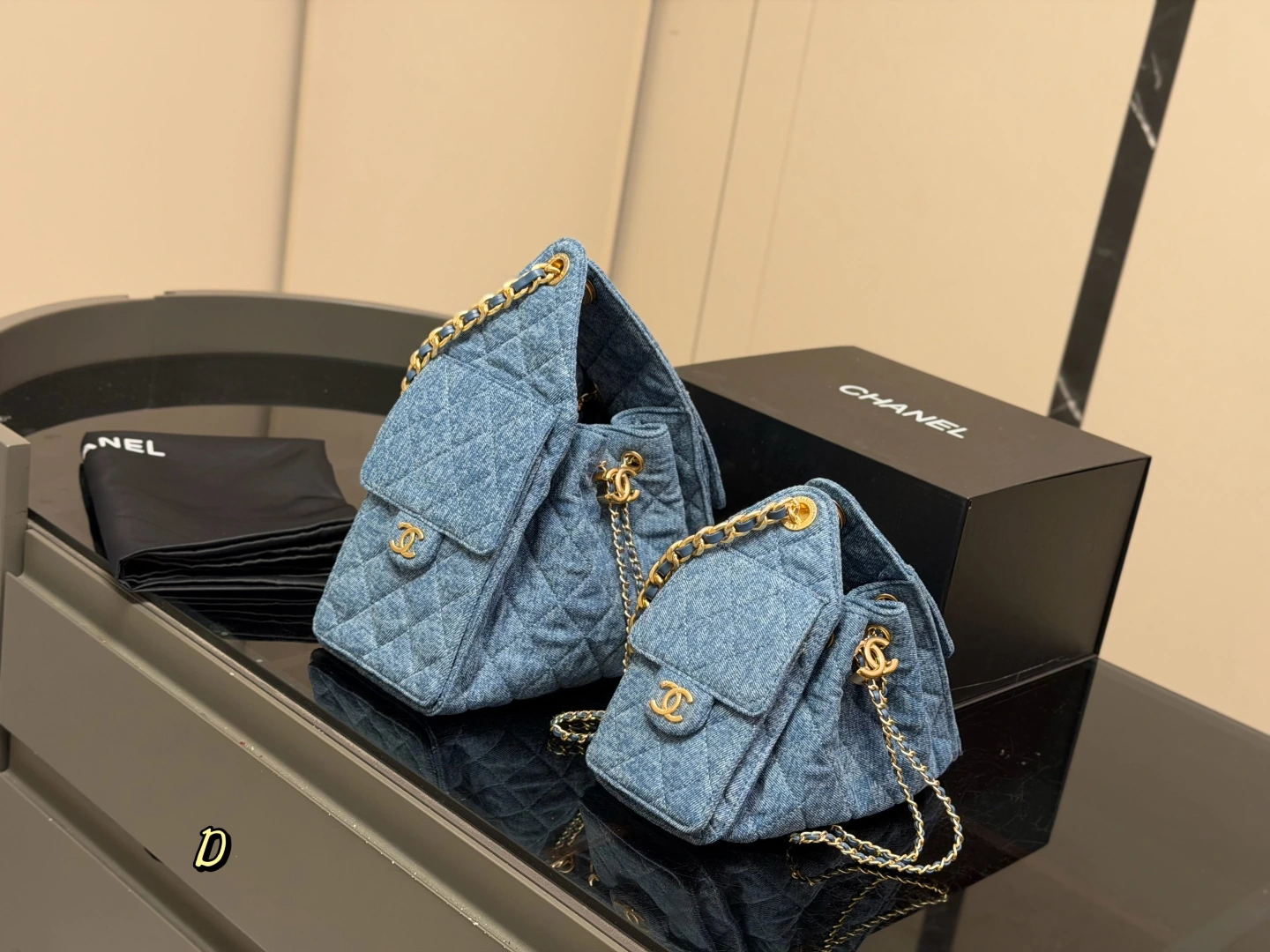 / CHANEL(シャネル) 25 Bag
