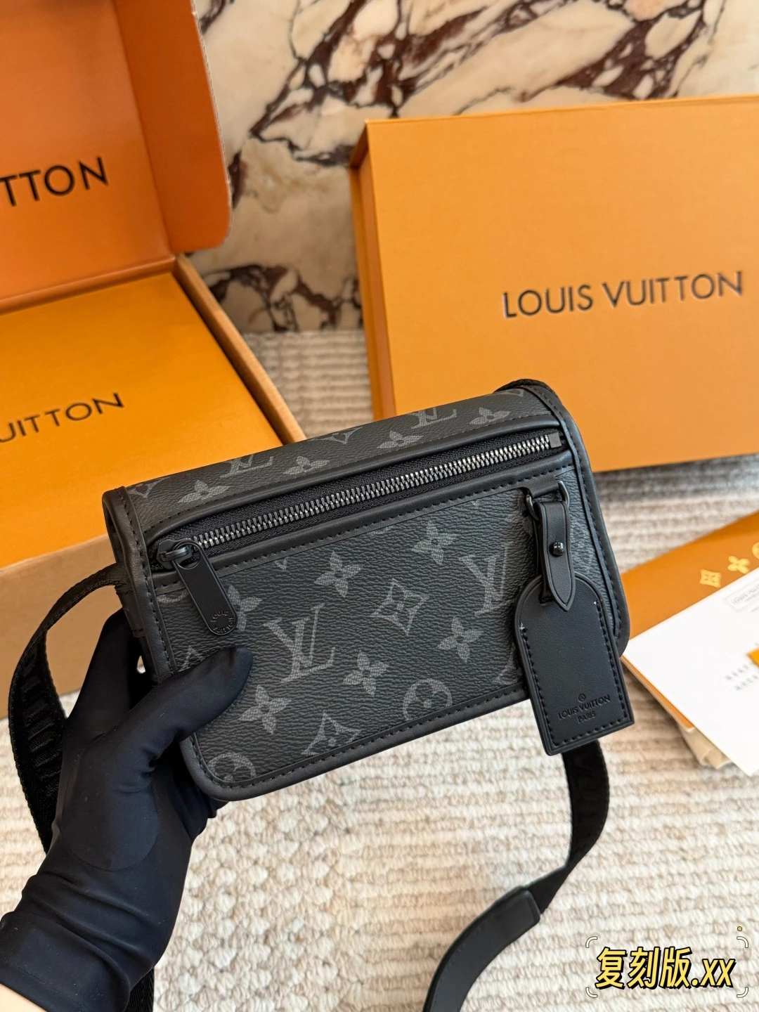 Louis Vuitton(ルイ・ヴィトン/LV) カメラバッグ