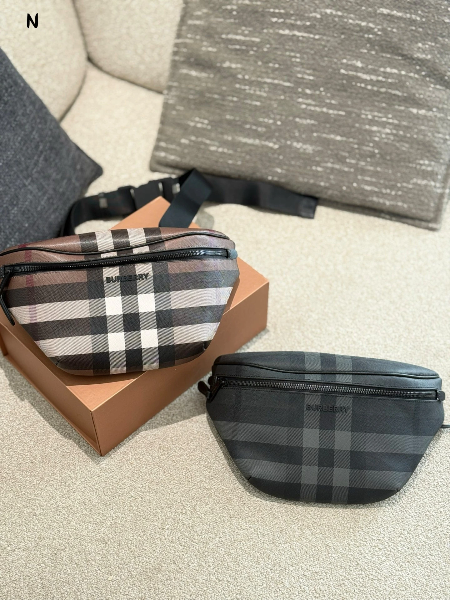 Burberry（バーバリー） ショルダー／クロスボディバッグ