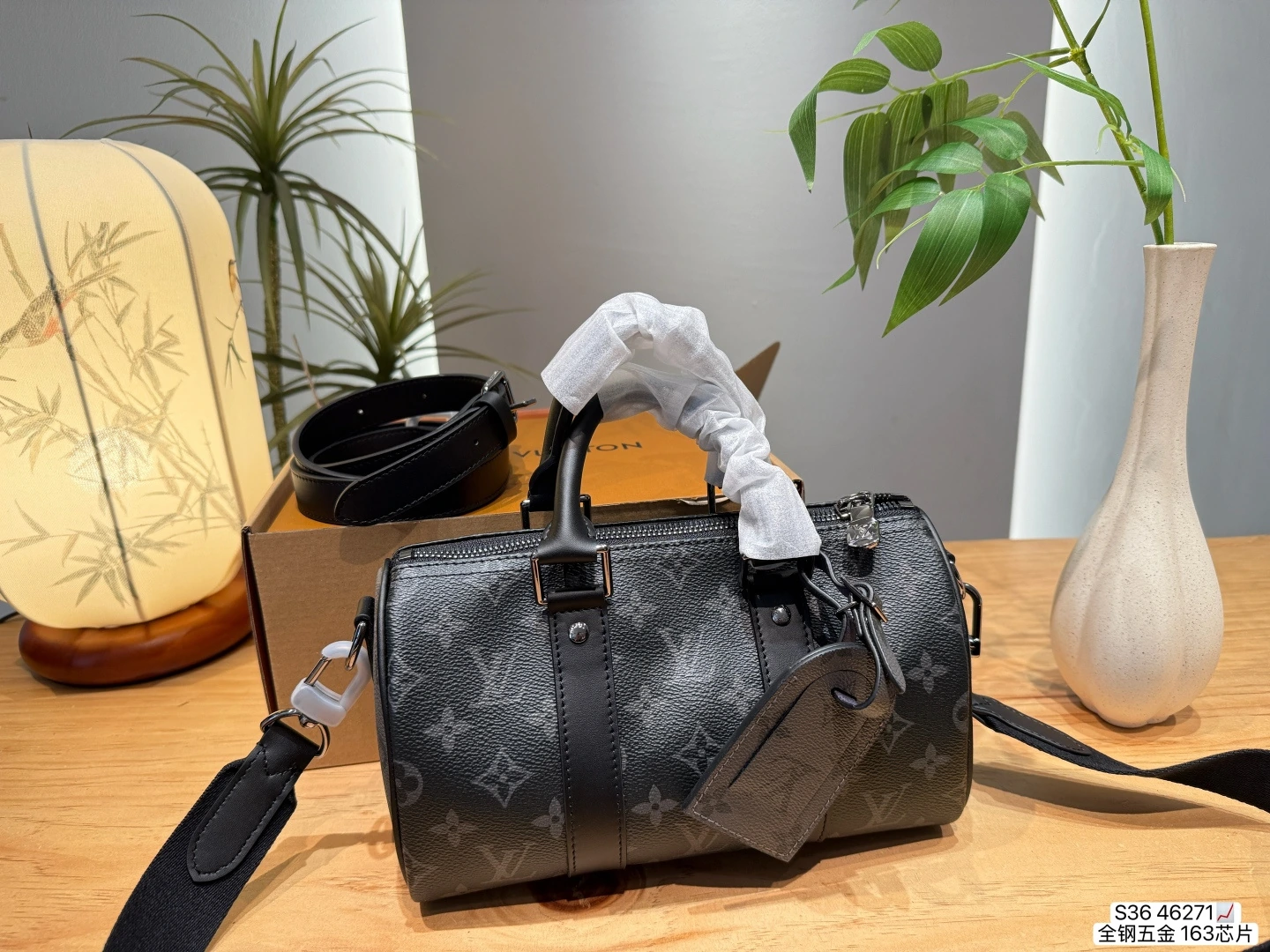 Louis Vuitton(ルイ・ヴィトン/LV) Keepall nano トラベルバッグ