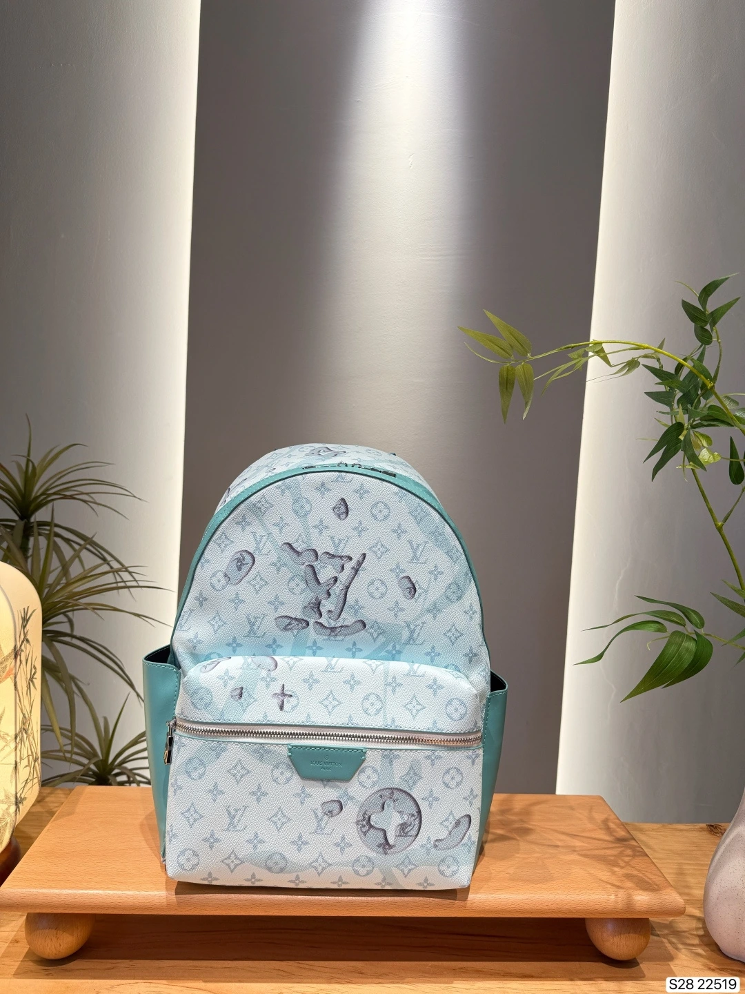 Louis Vuitton(ルイ・ヴィトン/LV) Keepall バックパック 新作