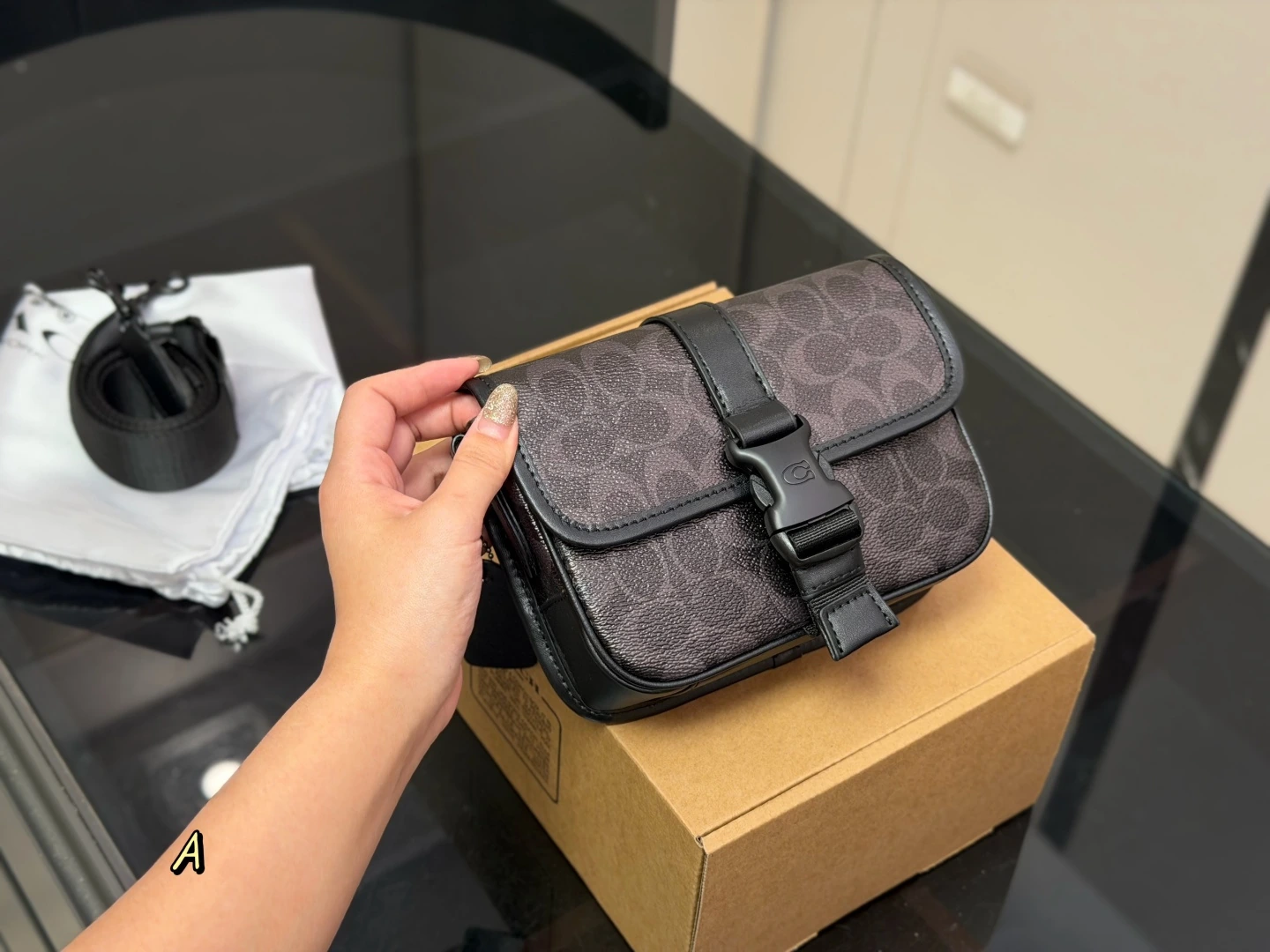 Coach(コーチ) メッセンジャーバッグ
