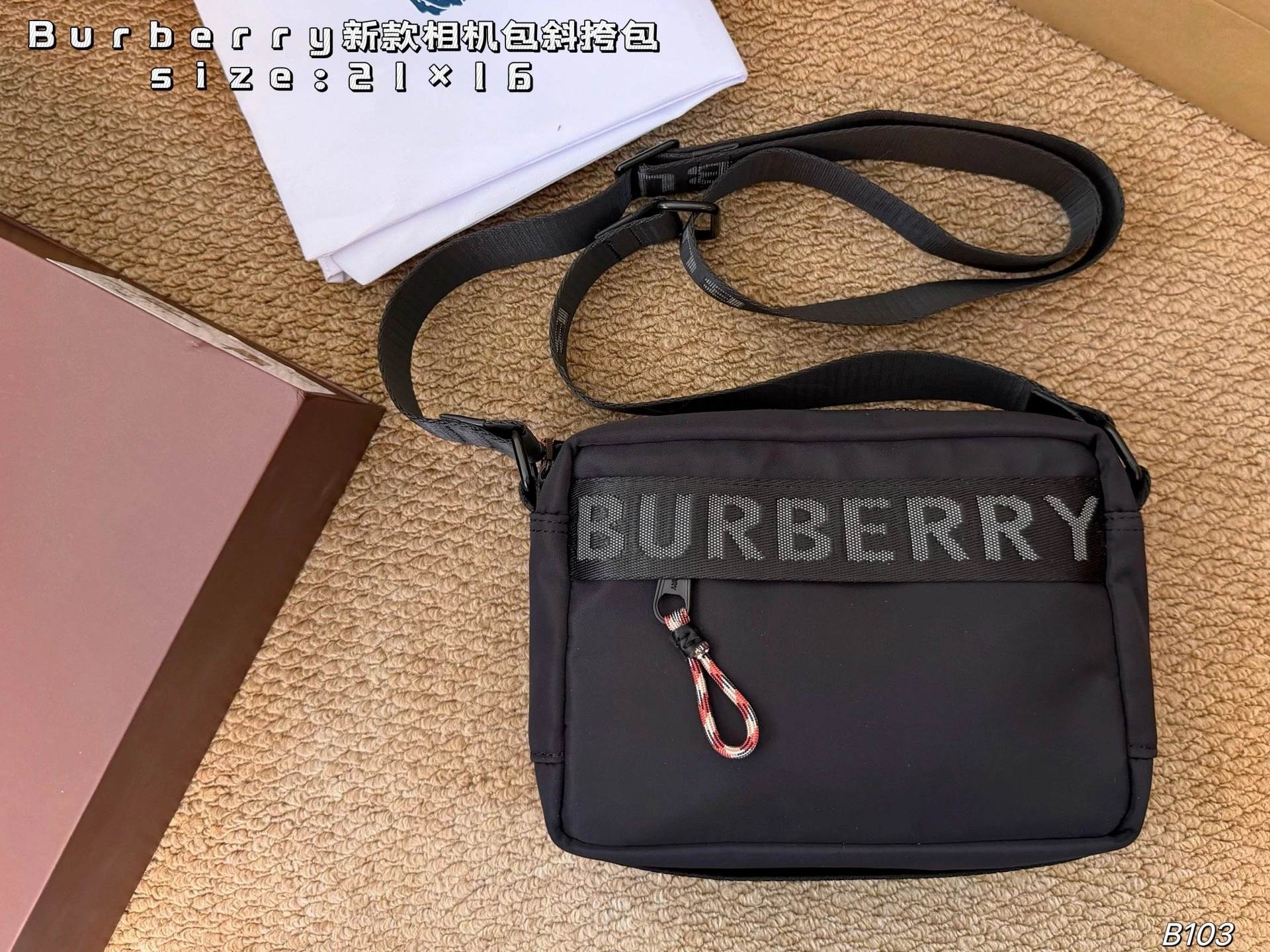 Burberry(バーバリー) ショルダー/クロスボディバッグ 新作