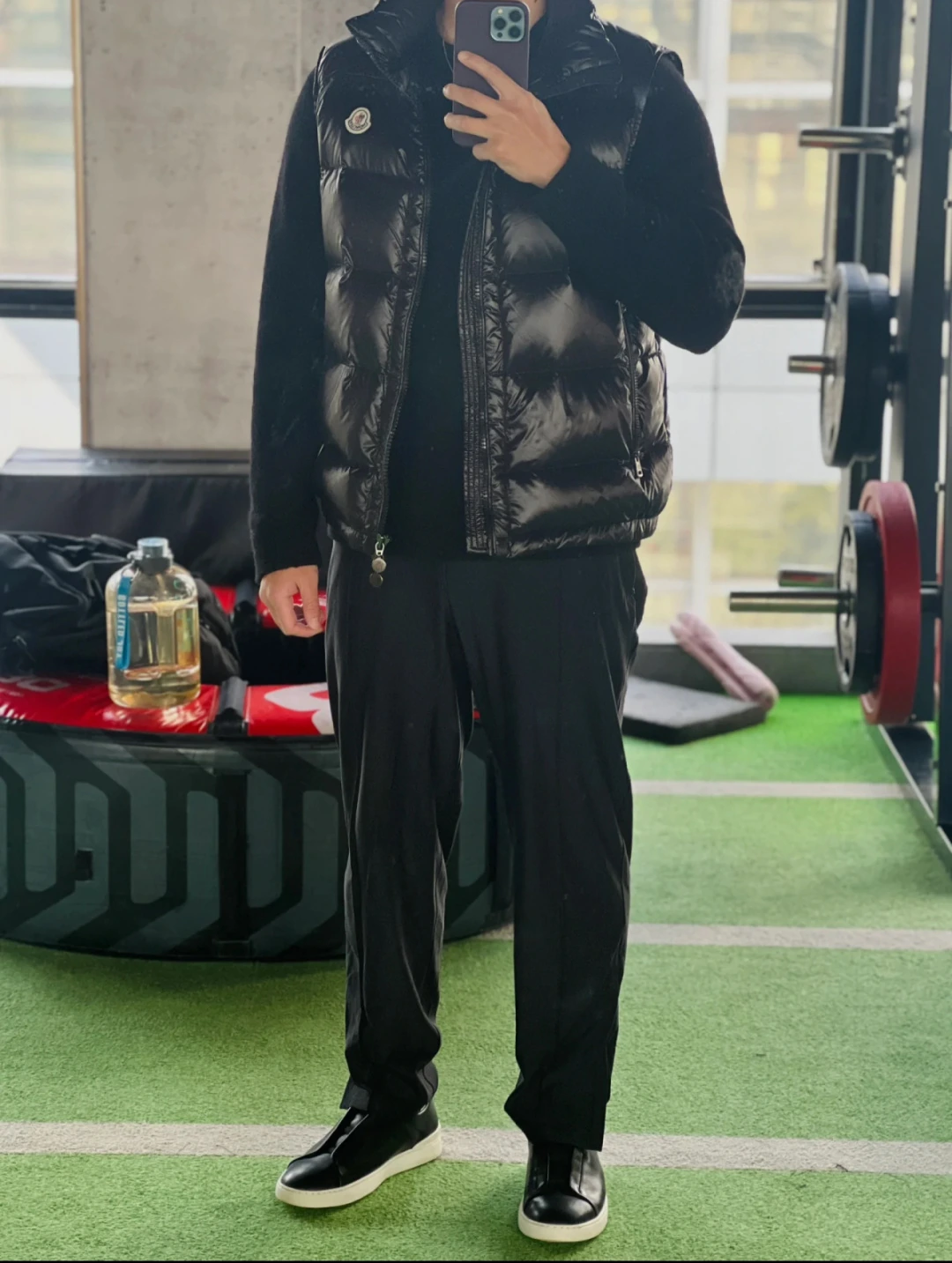MONCLER(モンクレール) Bormes メンズ フード付き ダウンベスト。 素材:ダウン