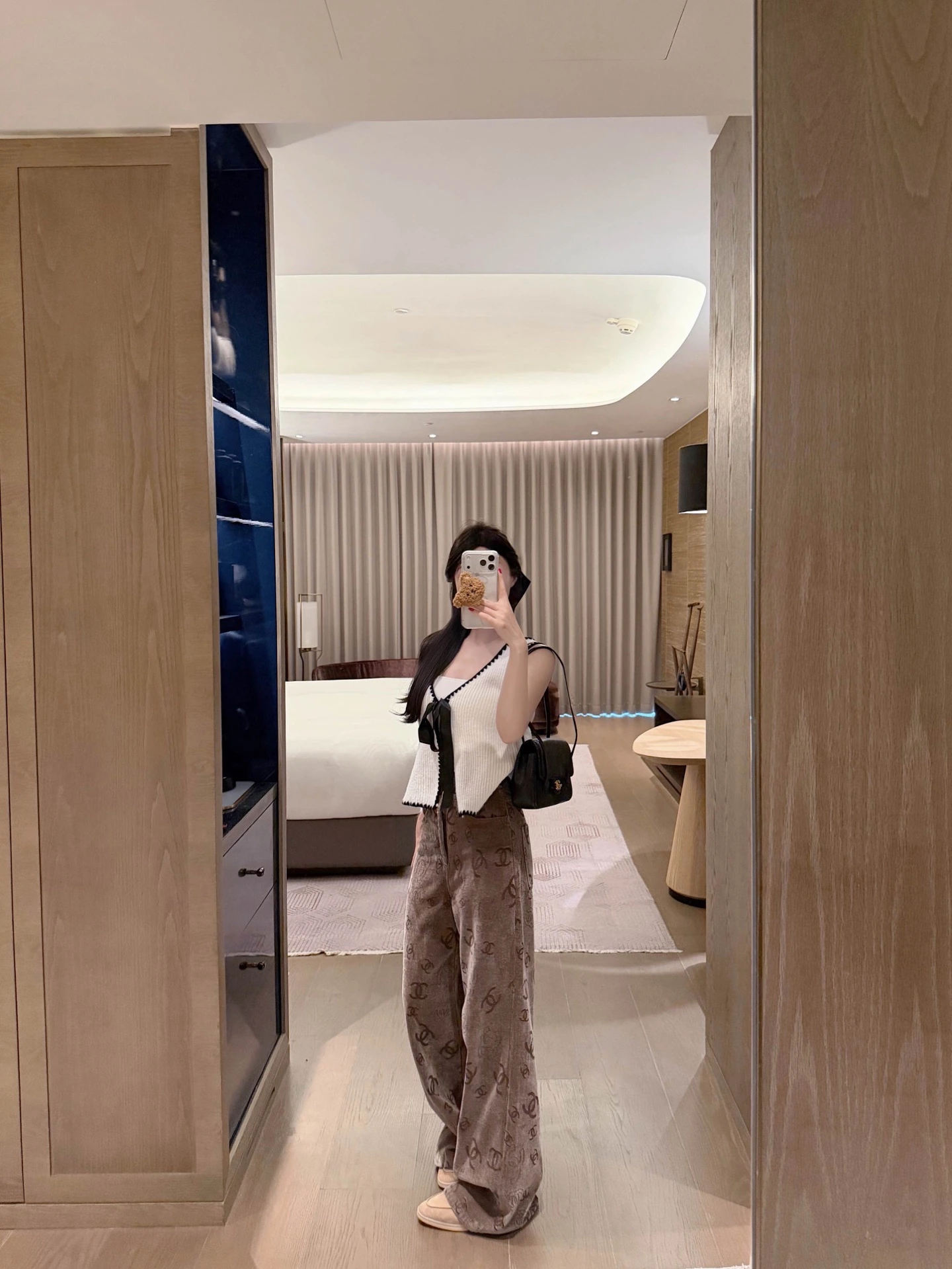 CHANEL(シャネル) コントラスト配色 セーター。 品番:6032。 実物撮影