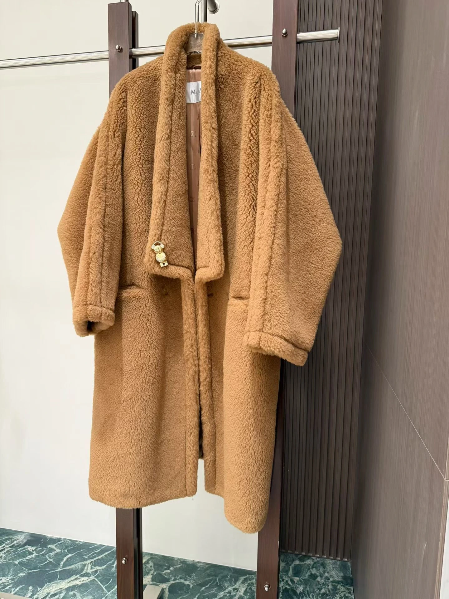 Max Mara(マックスマーラ) 秋冬 MaxMara ロング丈・リラックスフィット・すっきり見え・保温性 コート