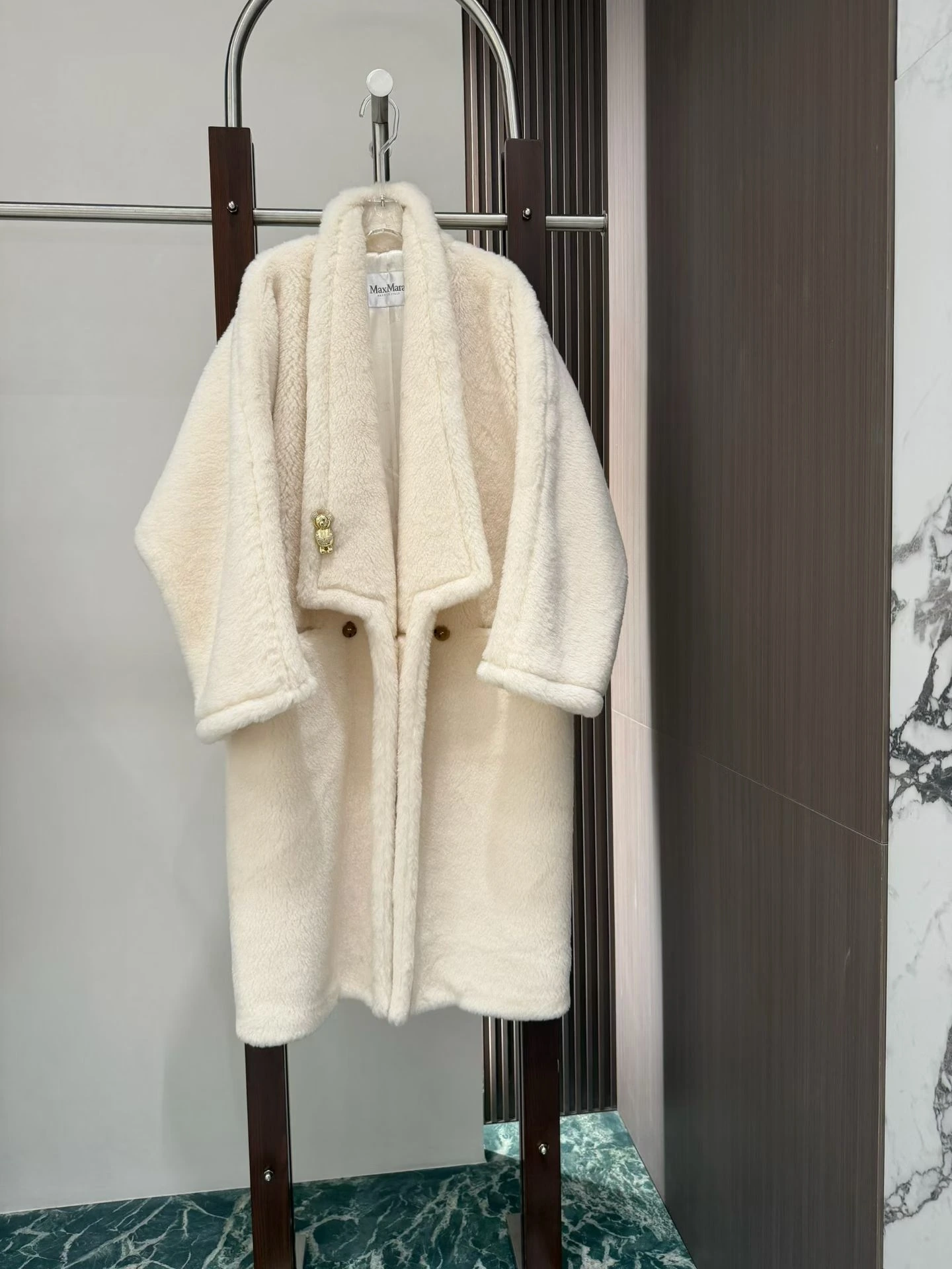 Max Mara(マックスマーラ) 秋冬 MaxMara ロング丈・リラックスフィット・すっきり見え・保温性 コート