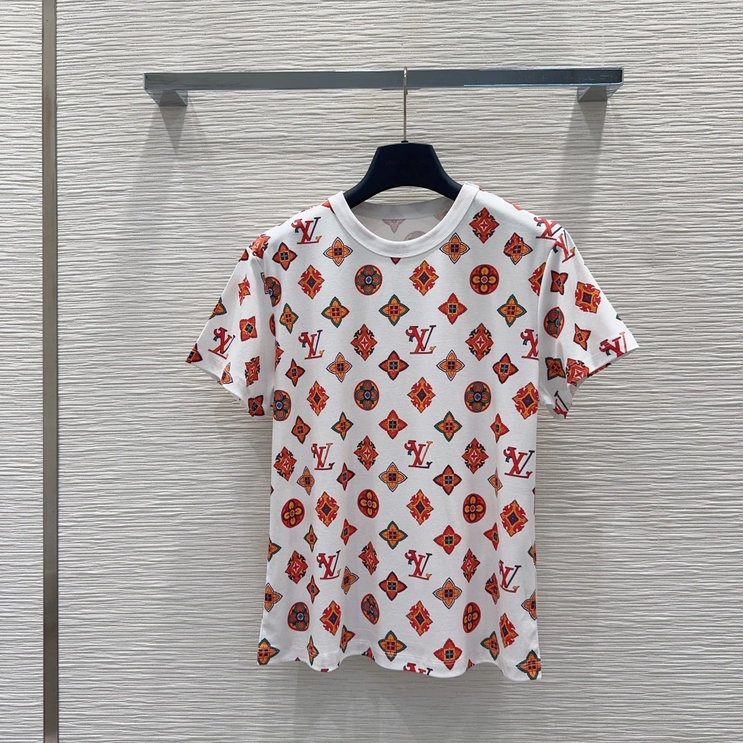 2026FW Tシャツ。 実寸目安:着丈60 / 肩幅39 / 胸囲92 / 袖丈16.5 / 袖口34