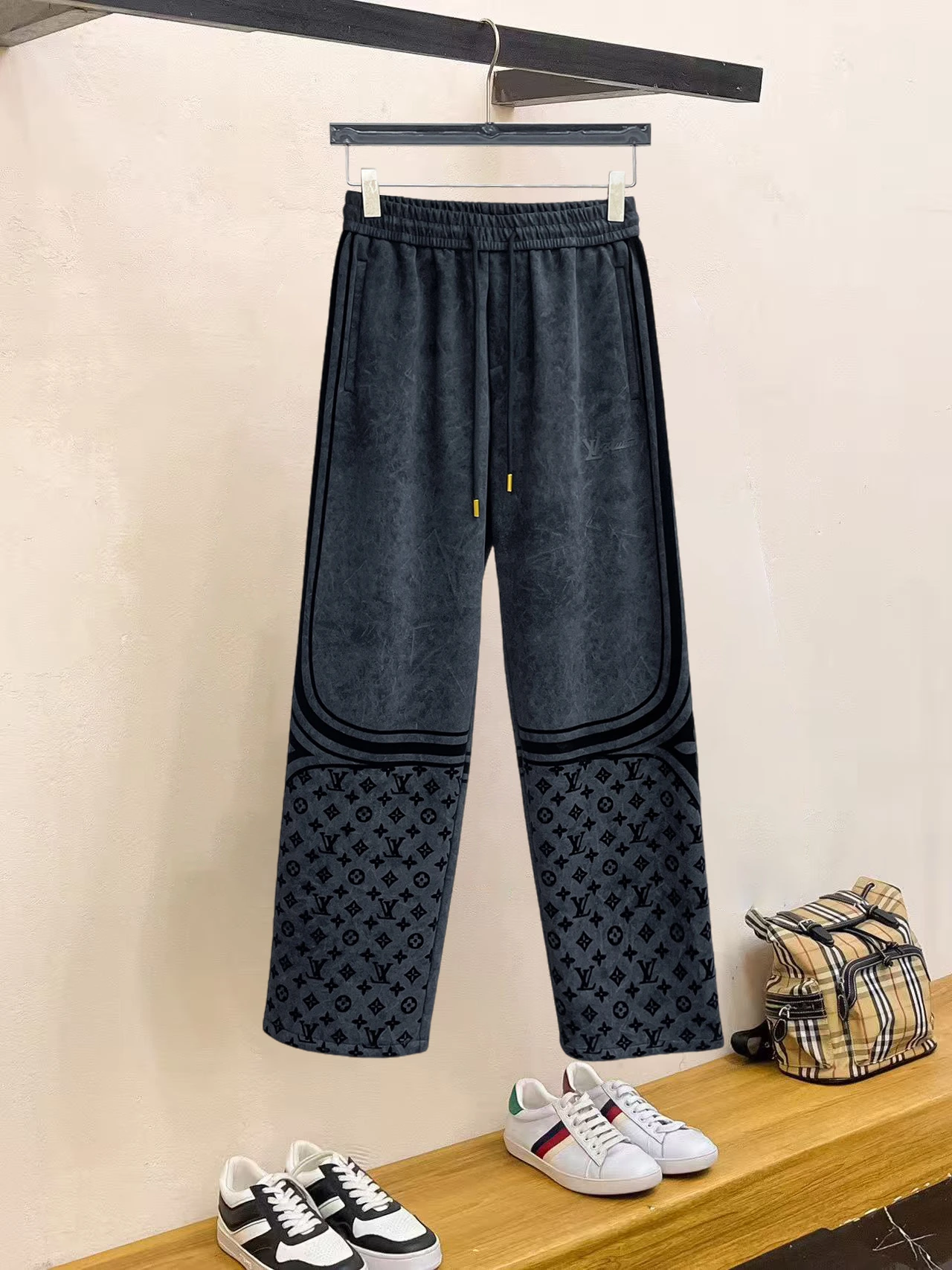 Louis Vuitton(ルイ・ヴィトン / LV) パンツ