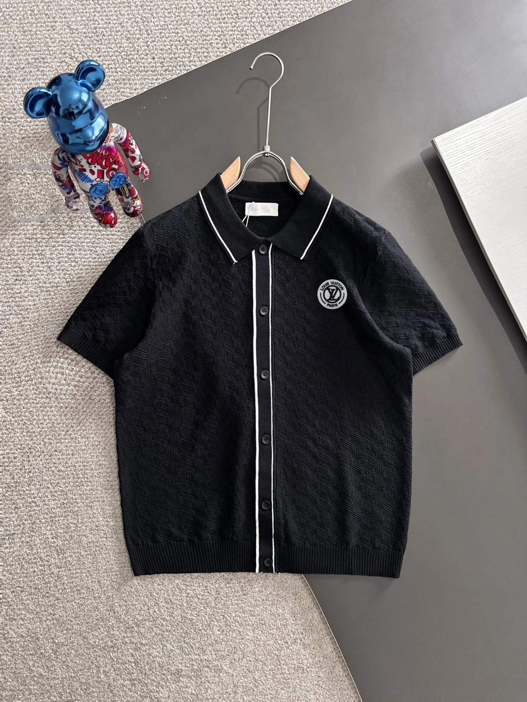 Louis Vuitton(ルイ・ヴィトン / LV) Tシャツ