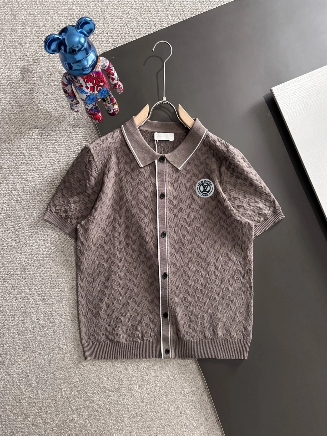 Louis Vuitton(ルイ・ヴィトン / LV) Tシャツ
