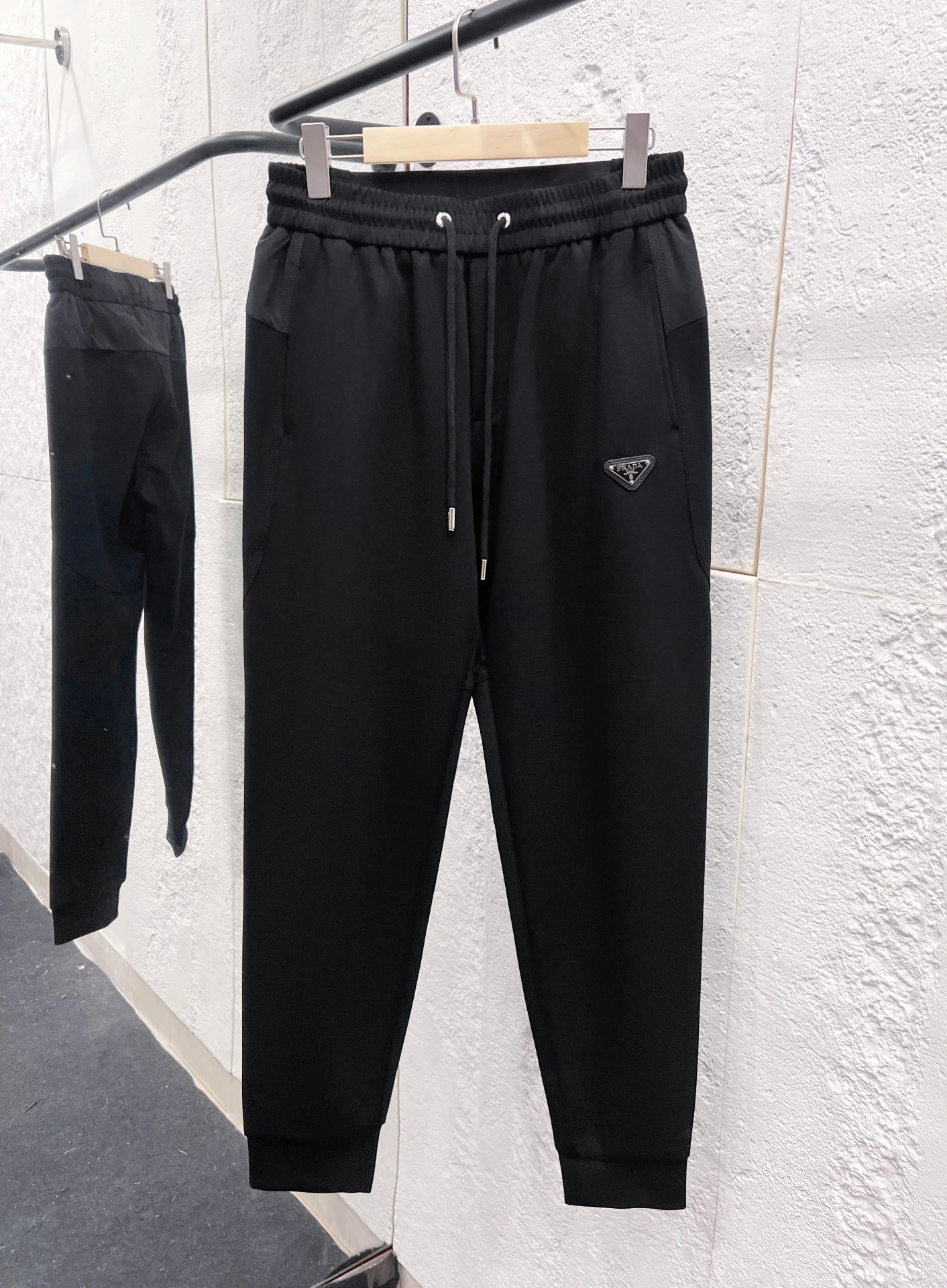PRADA（プラダ） パンツ