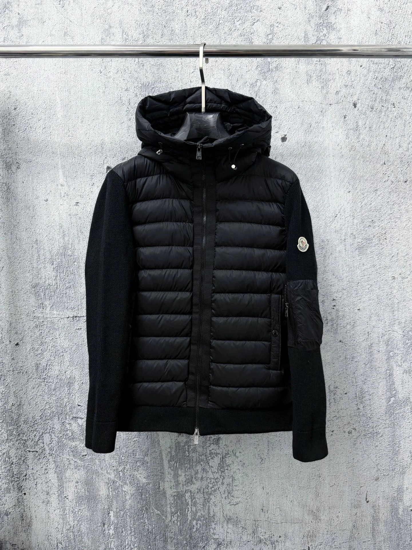 MONCLER(モンクレール) ダウンジャケット