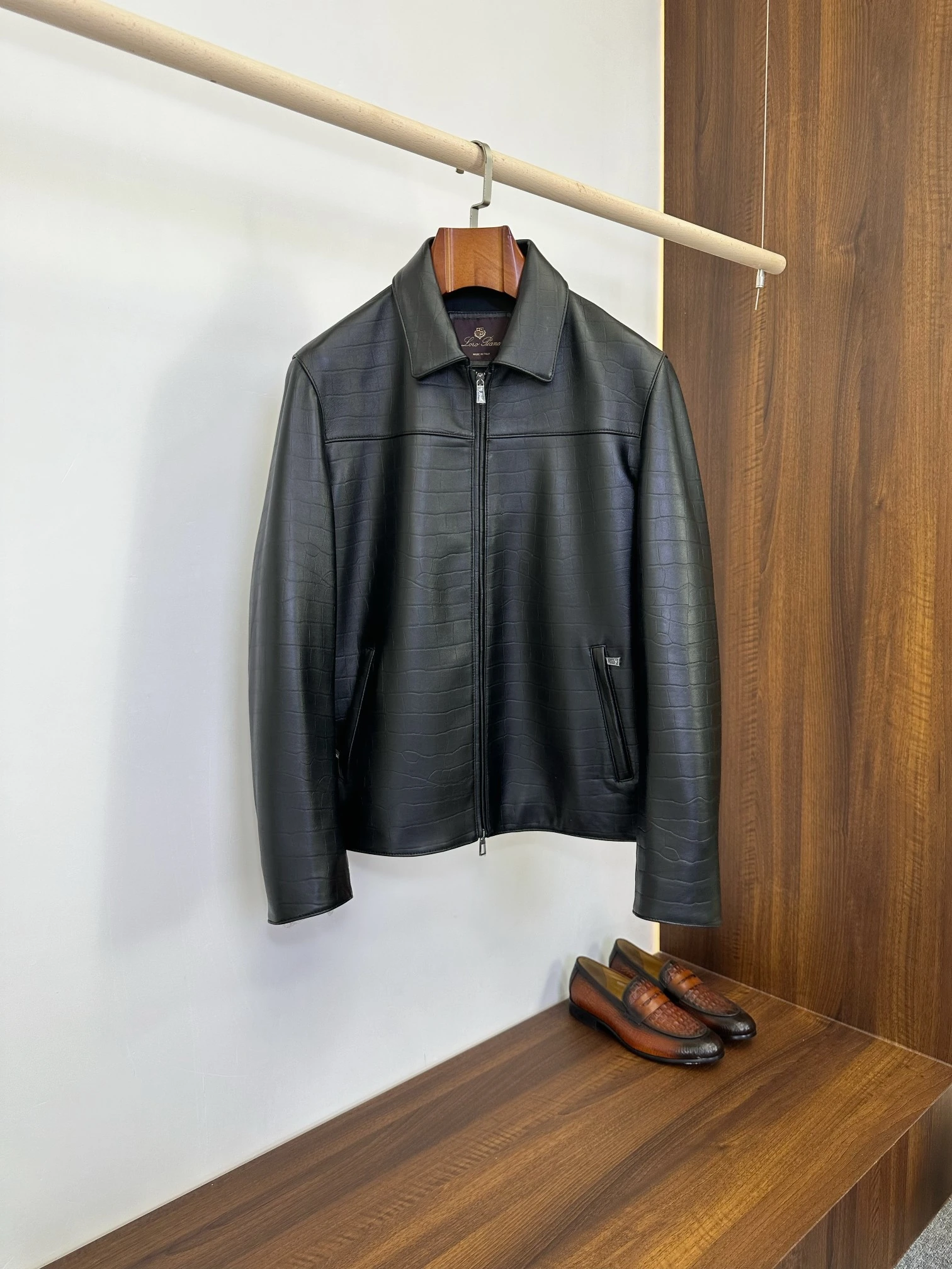 Loro Piana（ロロ・ピアーナ / LP）クロコ型押しラグジュアリーシープスキンジャケット