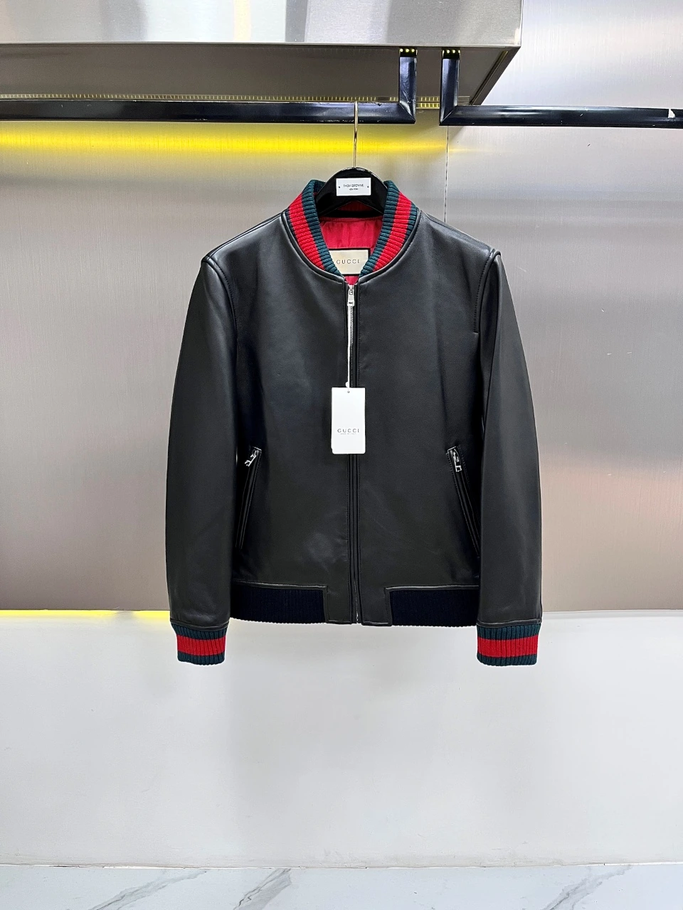 GUCCI(グッチ) アイテム。 素材:インポートラムスキン・ラムスキン。 サイズ:48-56。 特殊サイズはオーダー対応可