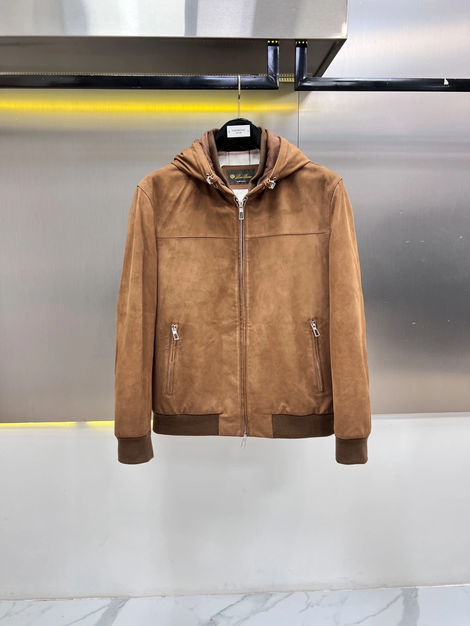 Loro Piana(ロロ・ピアーナ) アイテム。 素材:インポートゴートスキン・ゴートスキン。 サイズ:48-56。 特殊サイズはオーダー対応可