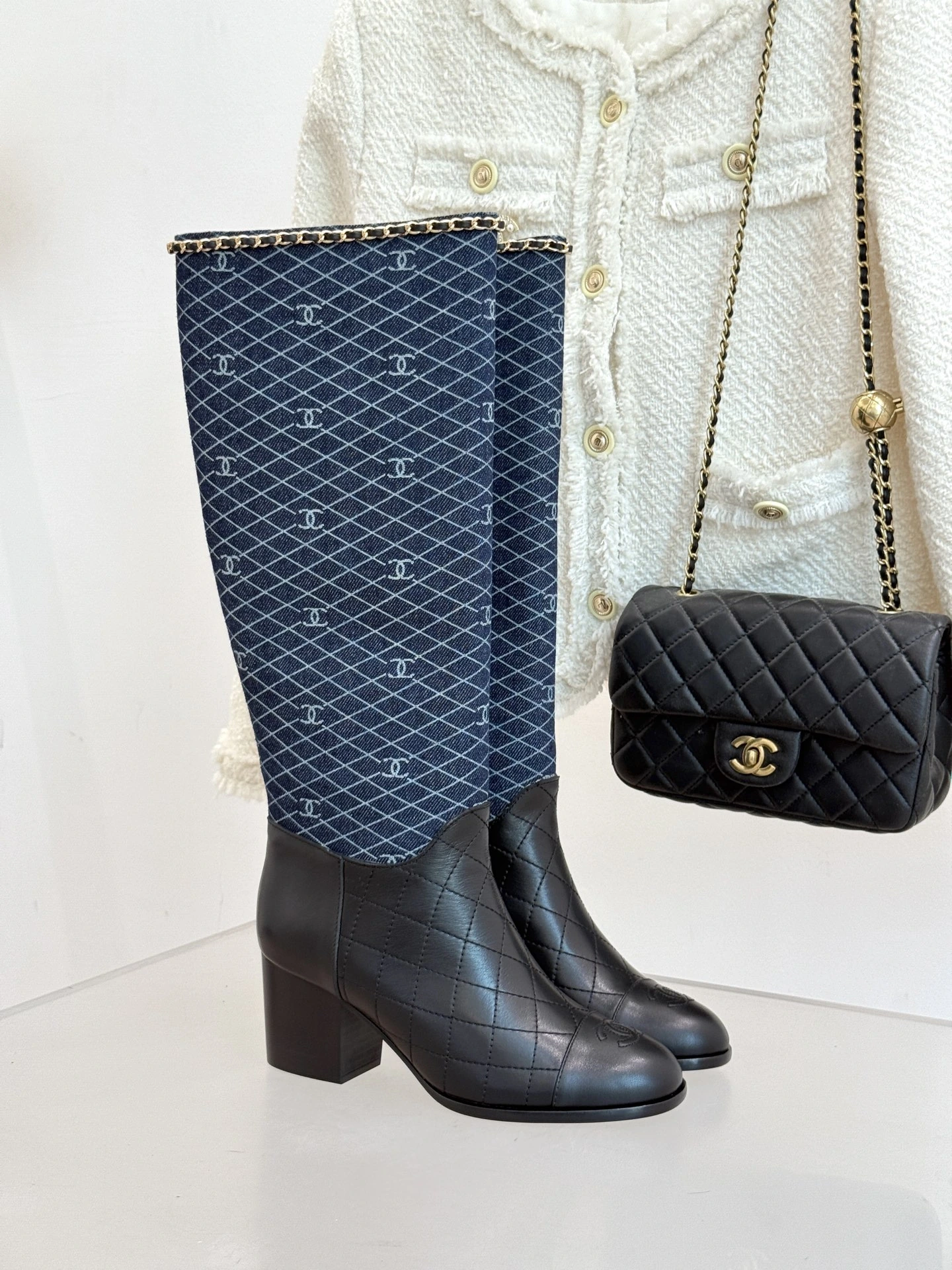 CHANEL  ロングブーツ