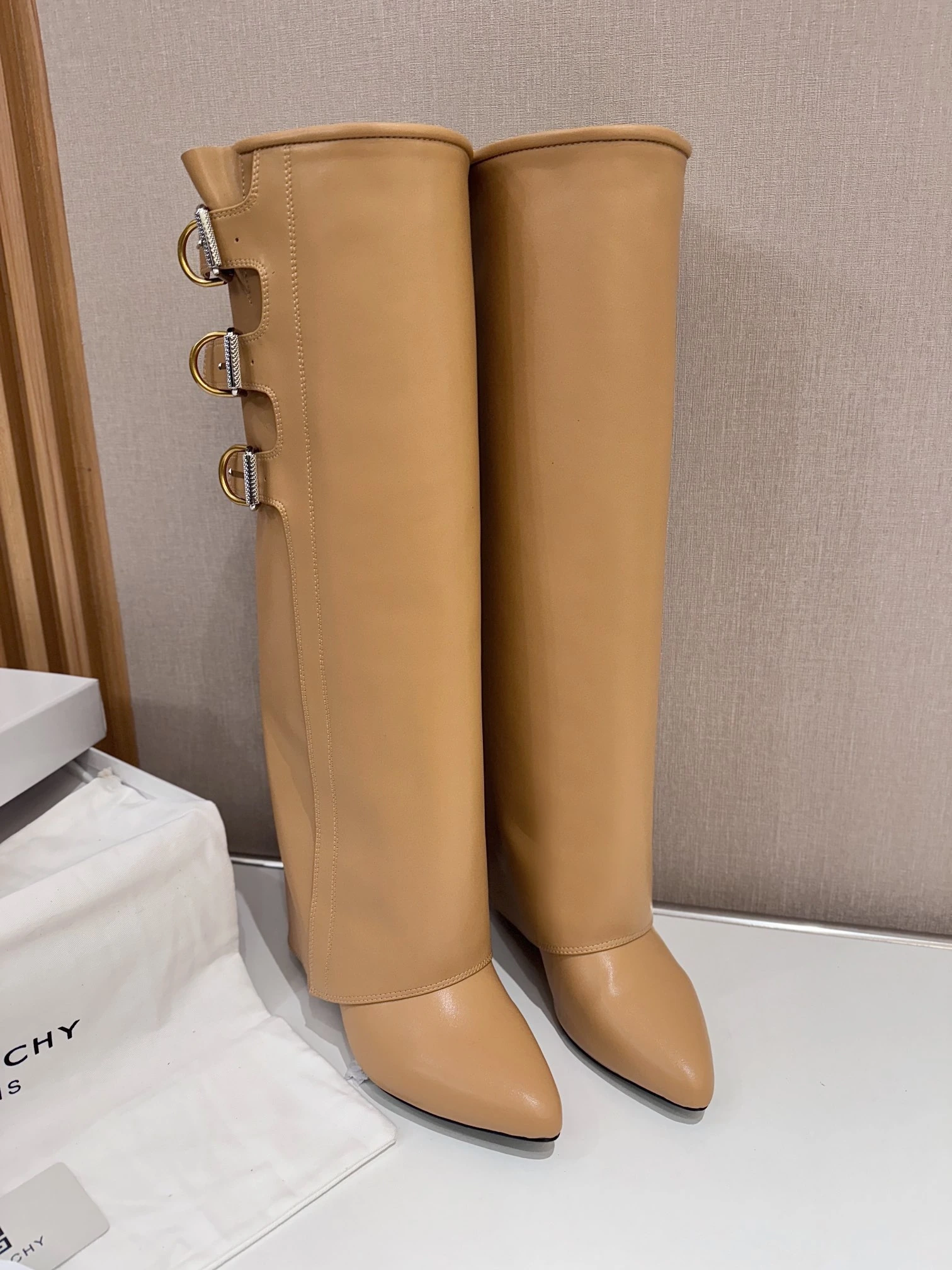 Givenchy Logo ロングブーツ