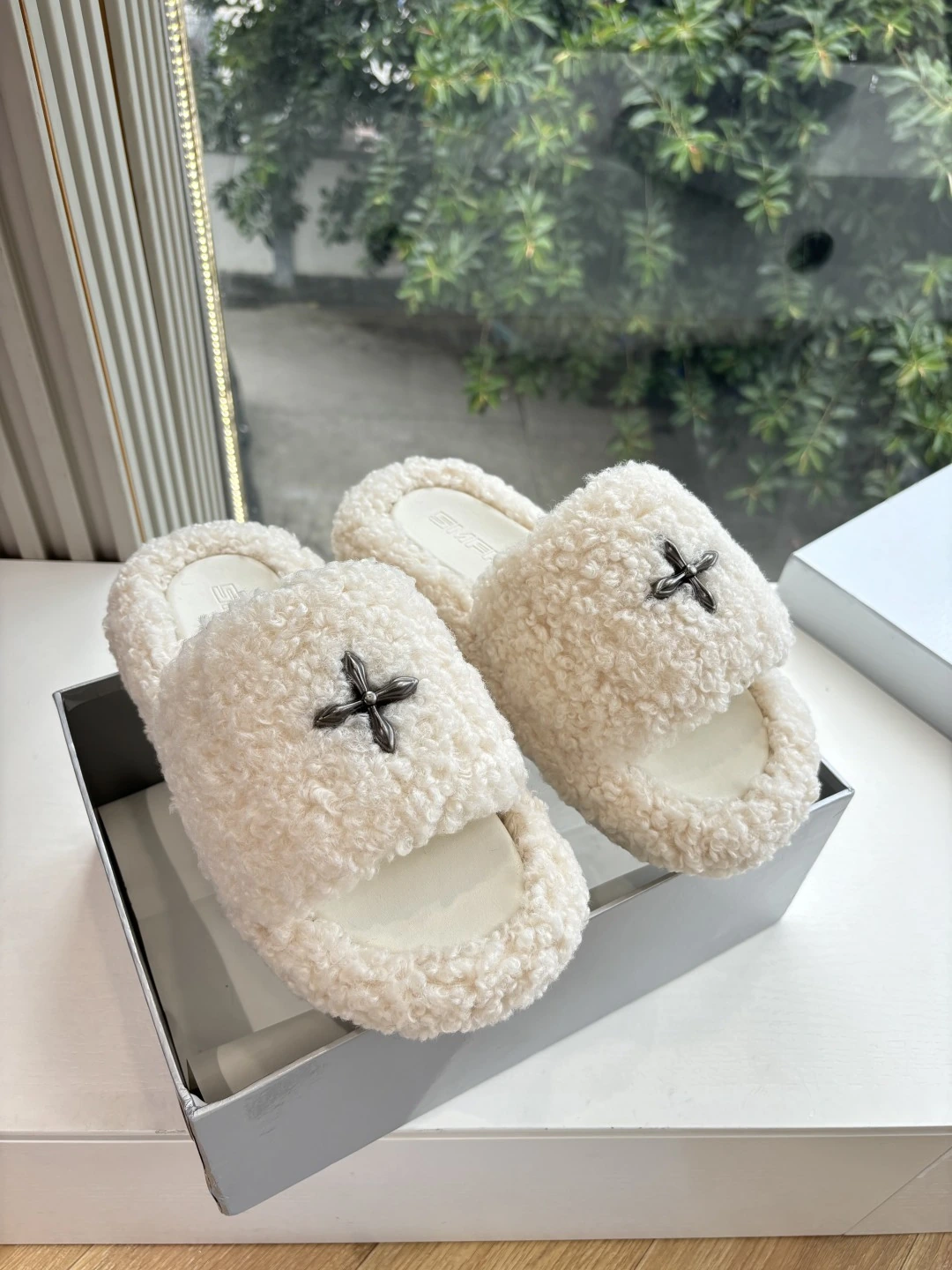 SMFK サンダル