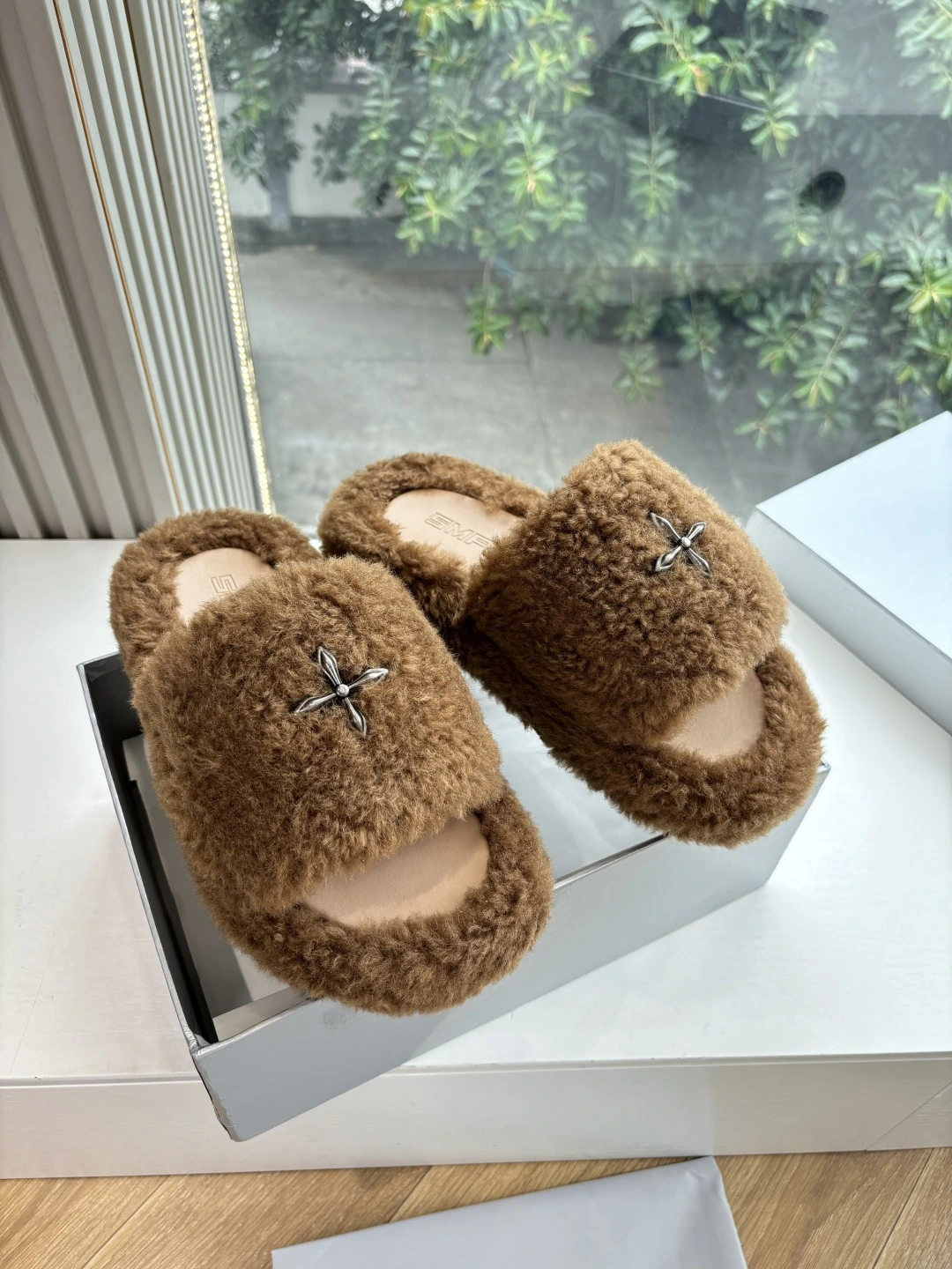 SMFK サンダル