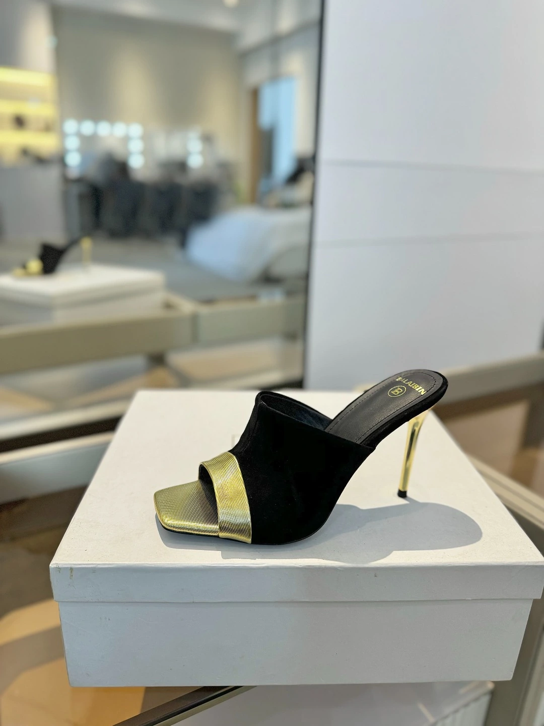 Balmain ショートブーツ