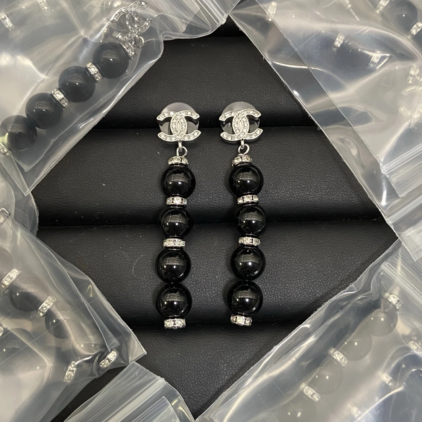 Chanel(シャネル / Chanel)Chanel(シャネル / Chanel)26s新作ダブルCパールピアス入荷(2️⃣色)