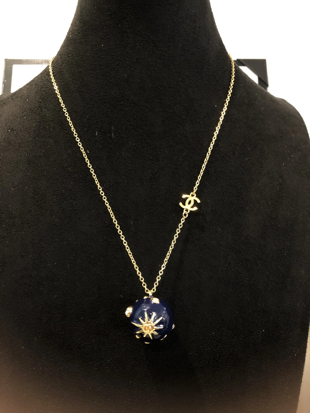 Chanel(シャネル / Chanel)Chanel(シャネル / Chanel)新作26S🆕 ブルー双Cプラネット 圆球宇宙デザインロングネックレス🍂