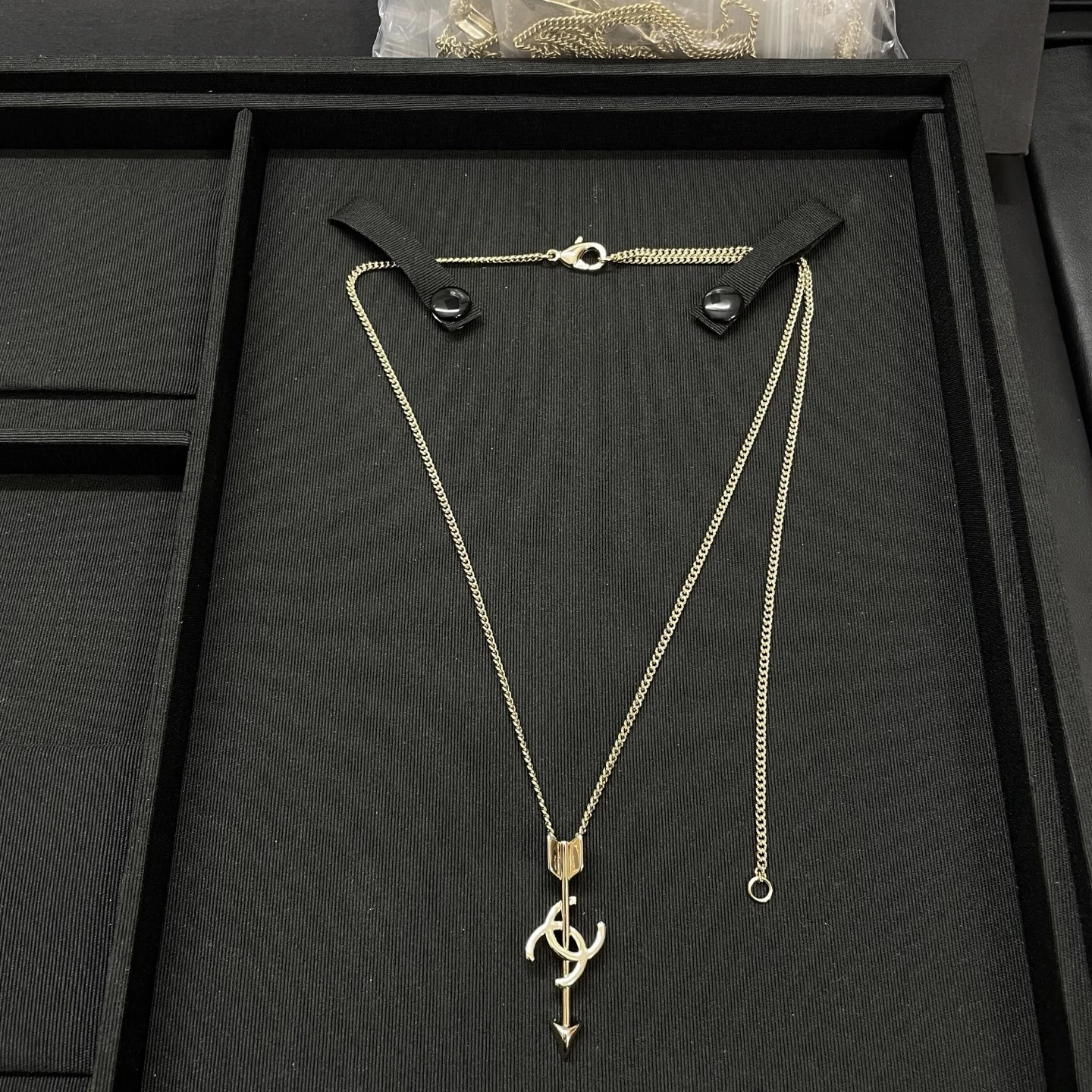 Chanel(シャネル / Chanel)Chanel(シャネル / Chanel)新作ダブルC射箭 丘比特の箭ネックレス ゴールド シルバー
