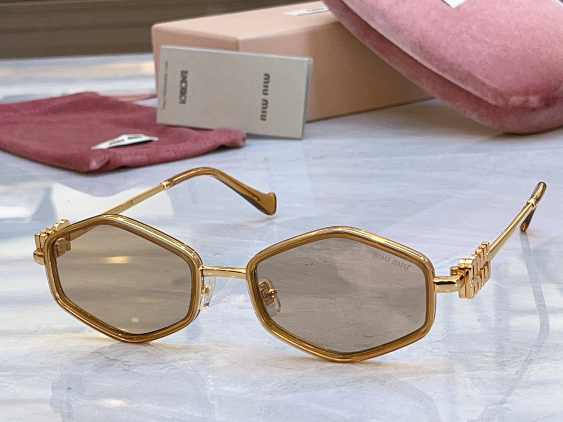 MIUMiu メガネ