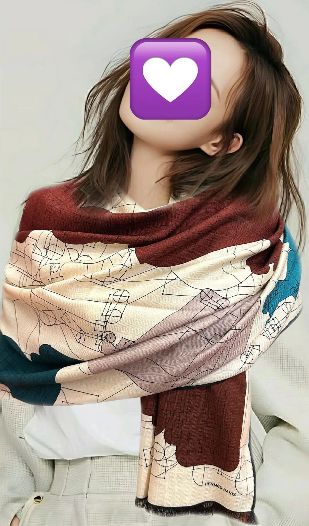 卸 。マフラー。素材:カシミヤ。仕様:リバーシブル・プリント。サイズ:65×185cm。ポイント:新作。首元や肩掛けなど幅広いスタイリングに使いやすいデザインです