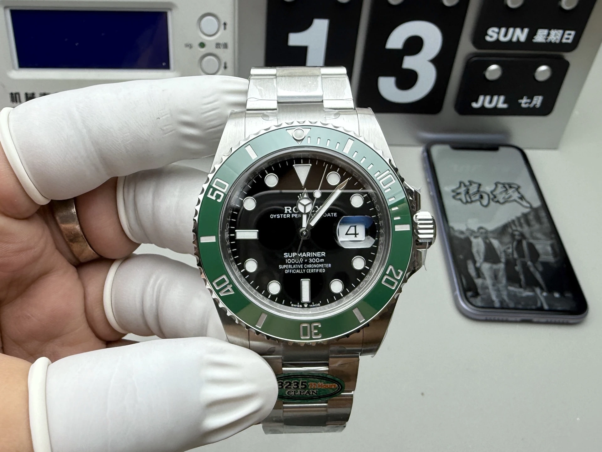 CLEAN Rolex(ロレックス) サブマリーナ。サイズ 41mm、出荷前実物写真