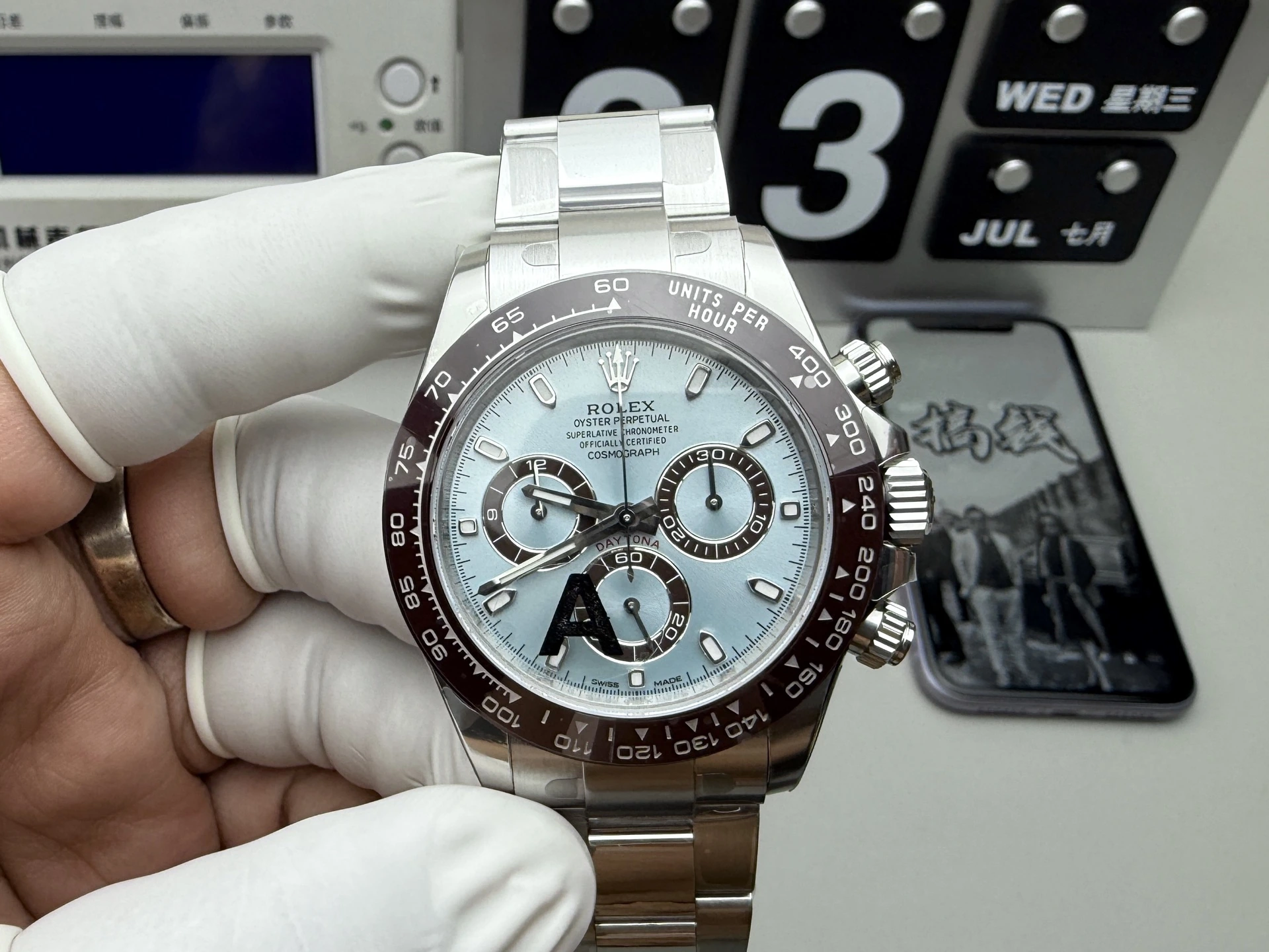VS Rolex(ロレックス) デイトナ。アイスブルー・デイトナ、アイスブルー、ムーブメント 4130、出荷前実物写真