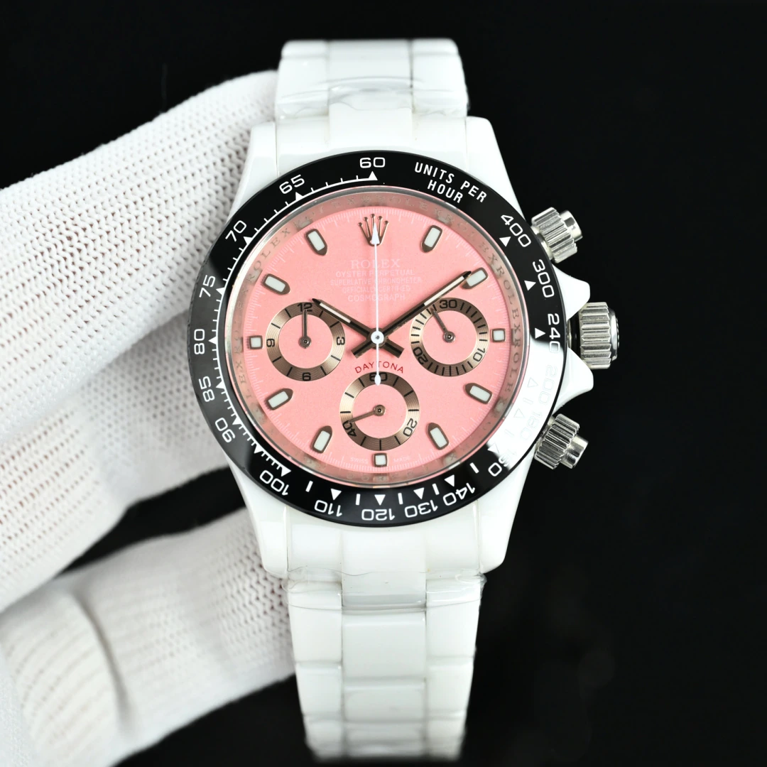 Rolex(ロレックス) デイトナ。メンズ、セラミックケース、セラミックブレスレット、コーティング済みミネラルガラス、クォーツ・クロノグラフ、サイズ 43mm、夜光。 記載コード:X43