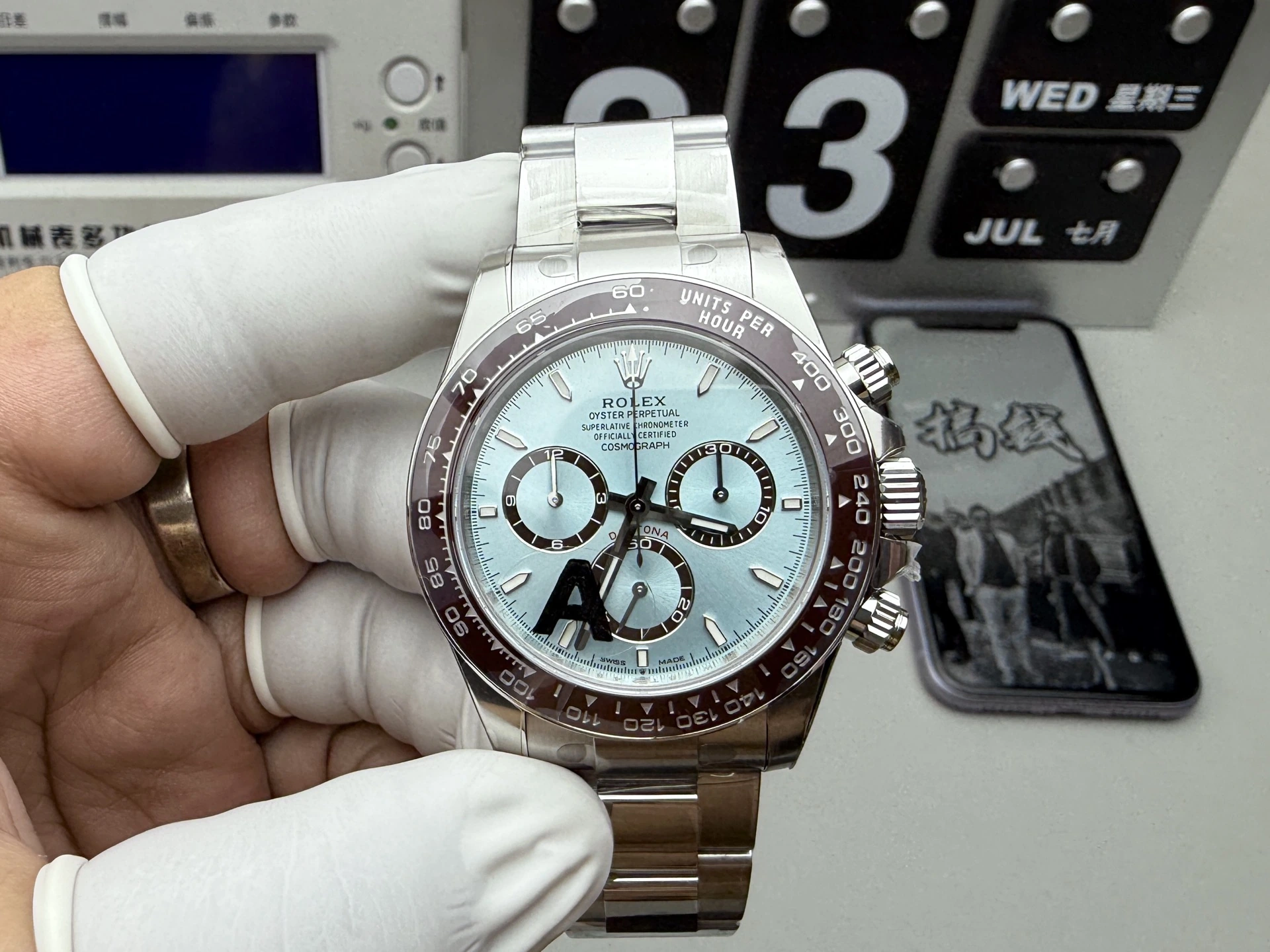 VS Rolex(ロレックス) デイトナ。アイスブルー・デイトナ、アイスブルー、ムーブメント 4131、出荷前実物写真