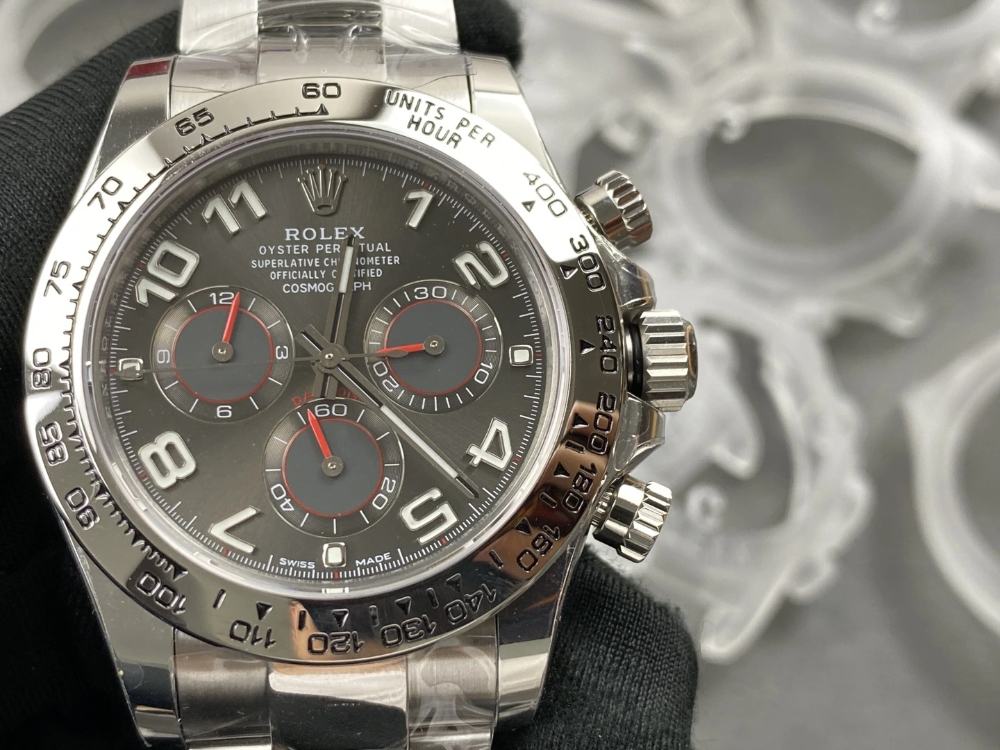 Rolex(ロレックス) デイトナ。アラビア数字文字盤、ムーブメント 4130