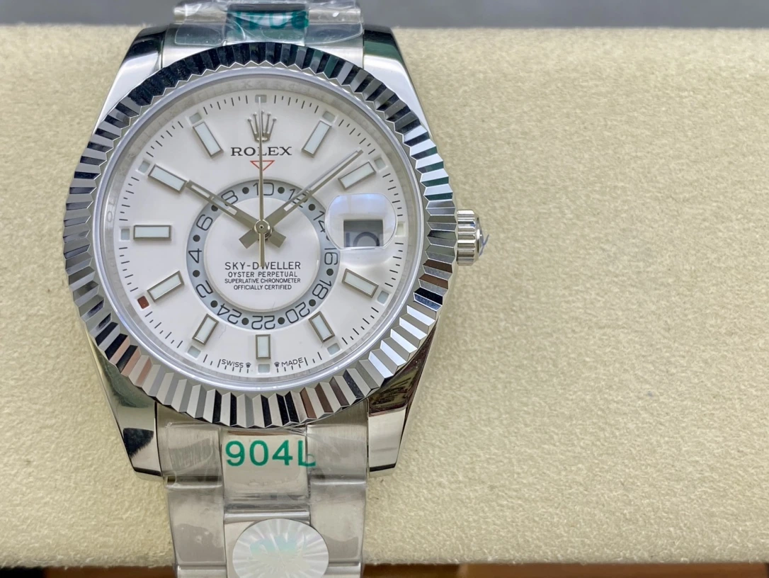 SK Rolex（ロレックス） スカイドゥエラー。メンズ、316Lステンレススチール、サファイアクリスタル、自動巻き機械式・ムーブメント 5833A、GMT/デュアルタイム