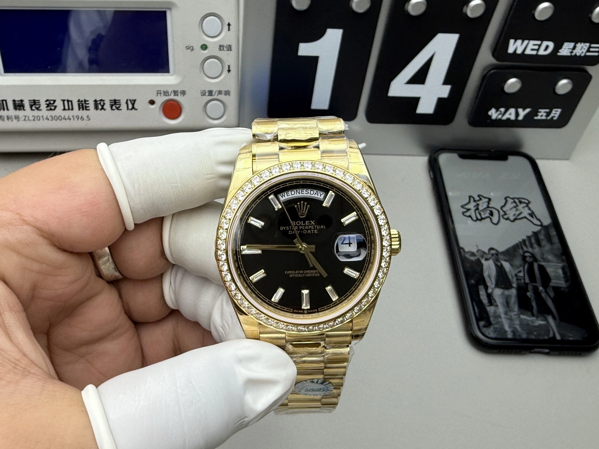 Rolex(ロレックス) デイデイト。ブラック×ゴールド文字盤、出荷前実物写真