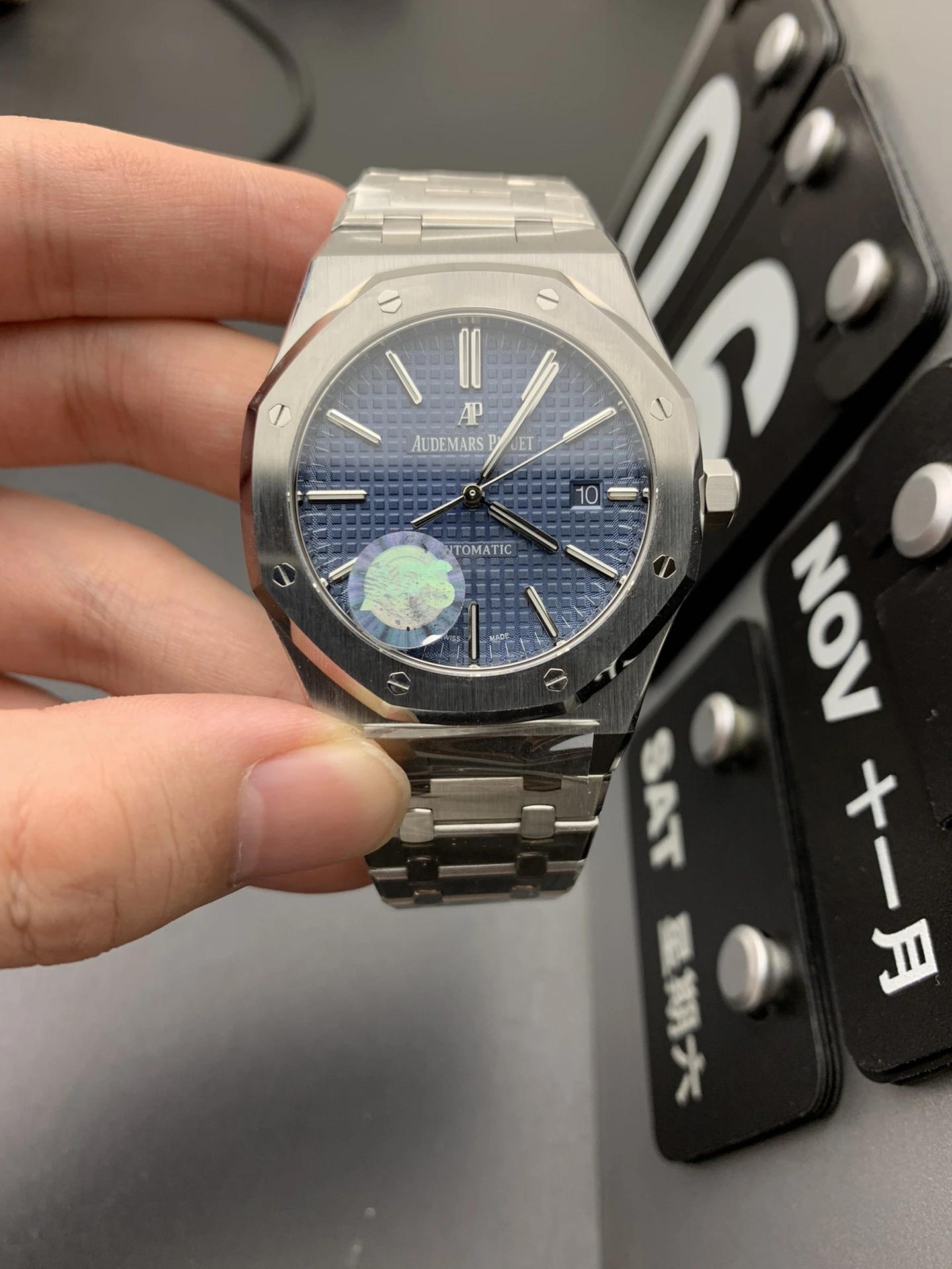 APS 15400 腕時計