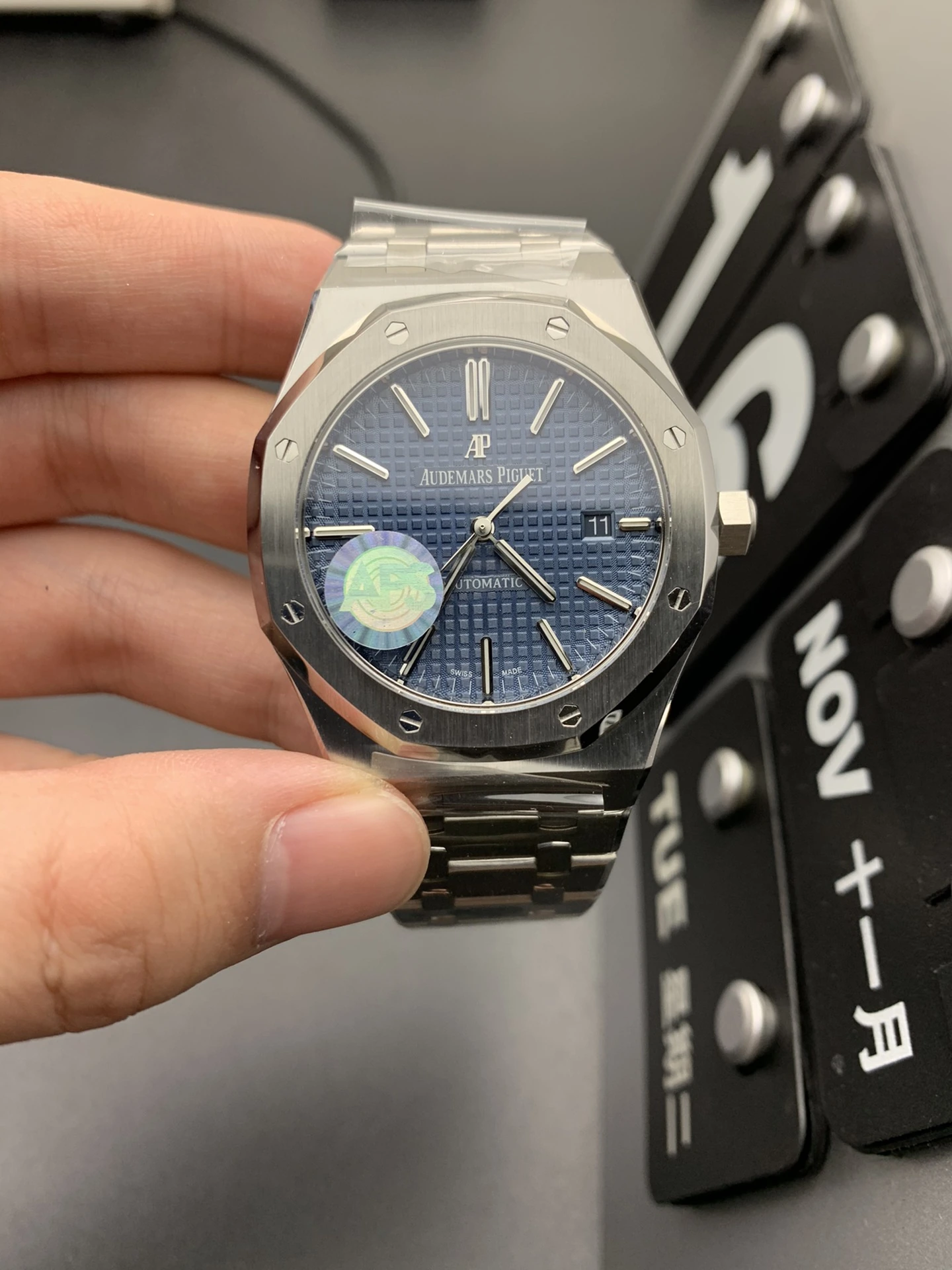 APS 15400 腕時計