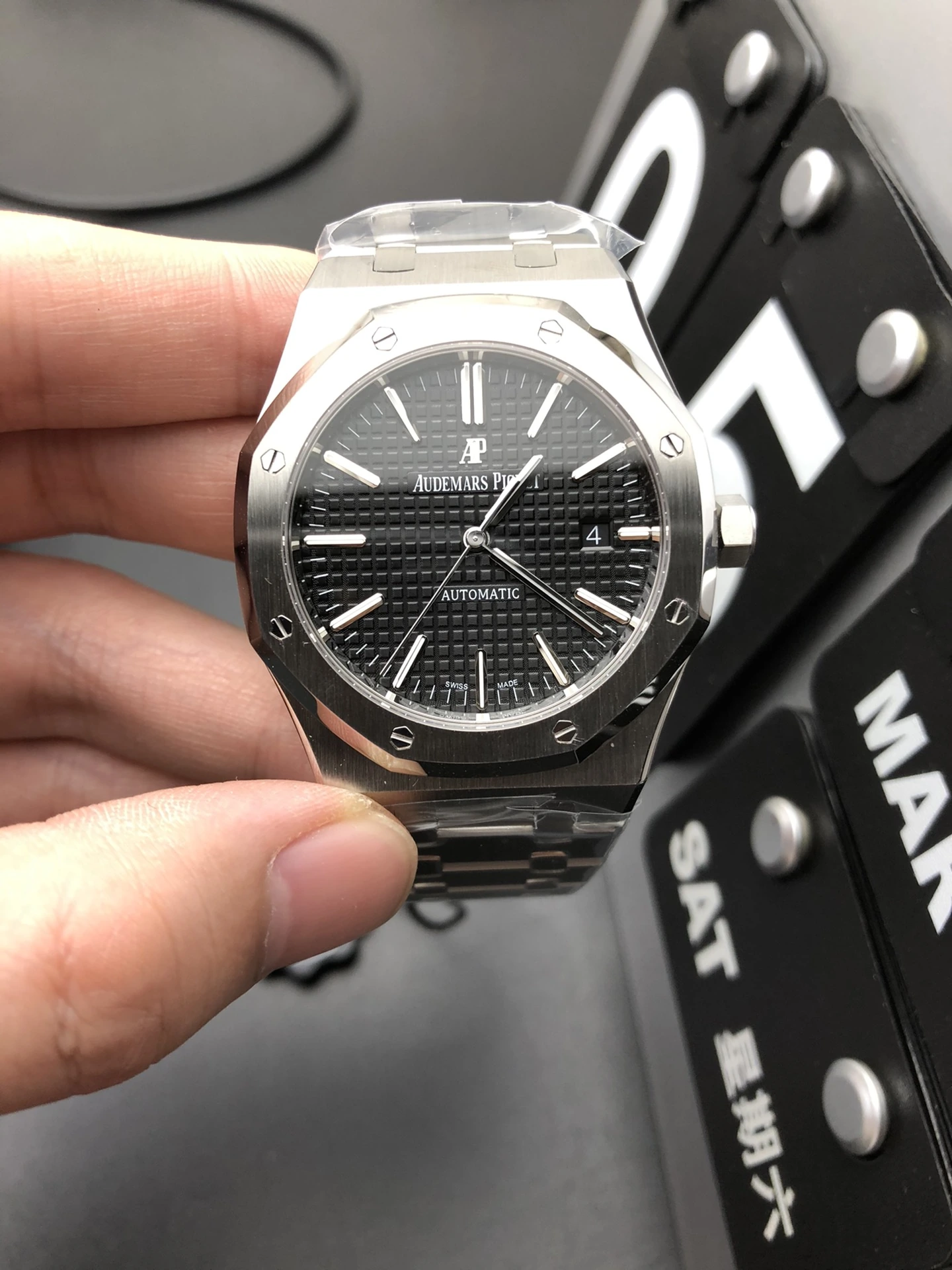 ZF 15400 腕時計