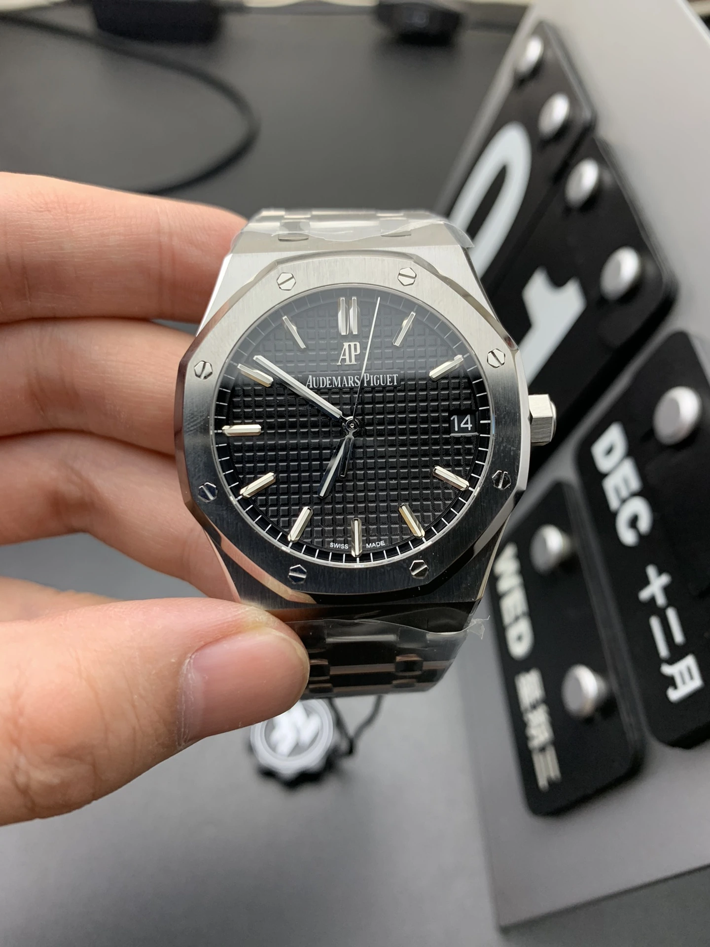 ZF 15500 腕時計