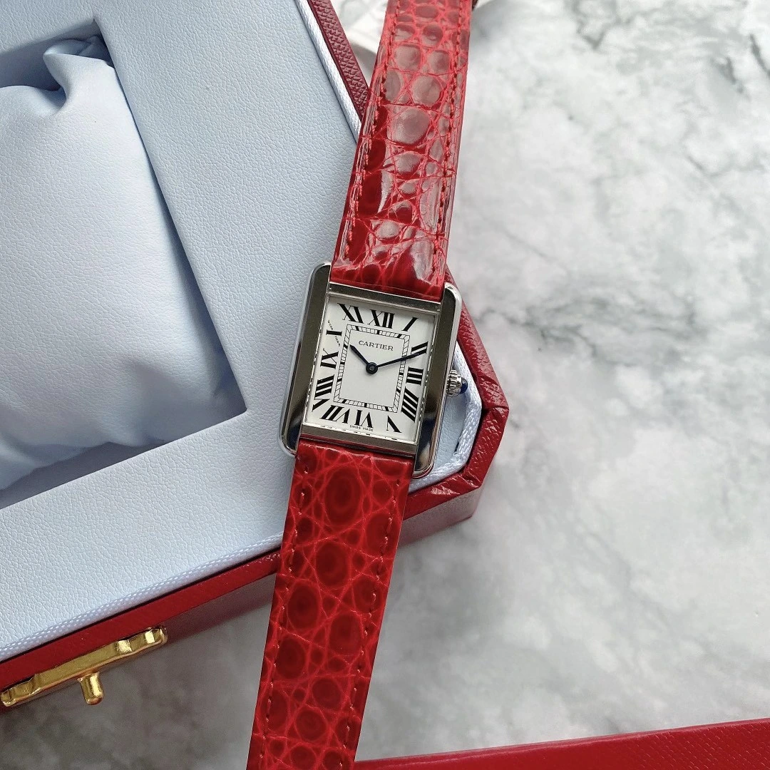 Cartier 腕時計