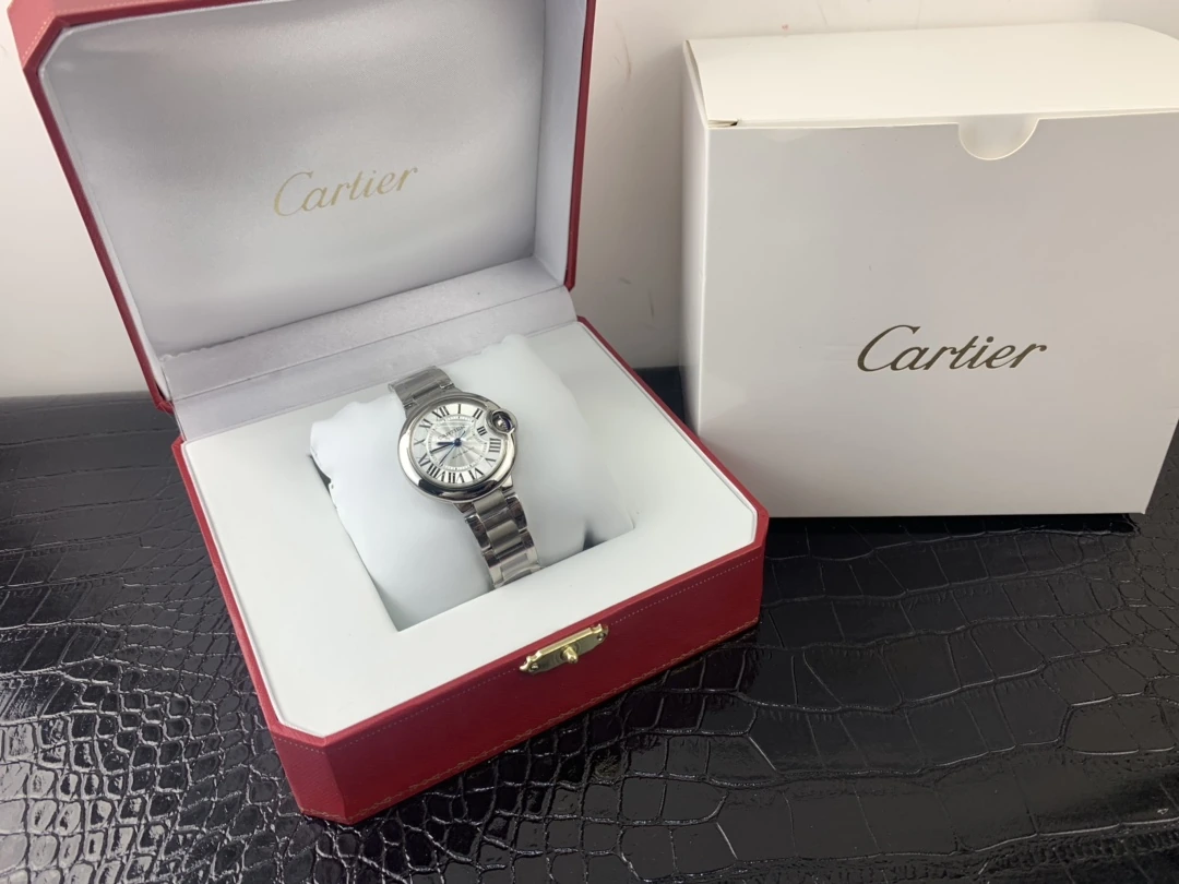 Cartier 腕時計