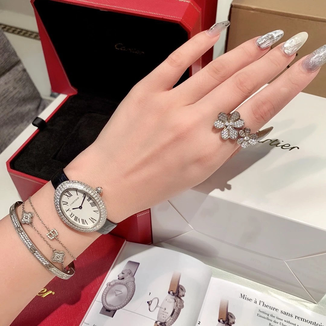 Cartier Baignoire 腕時計