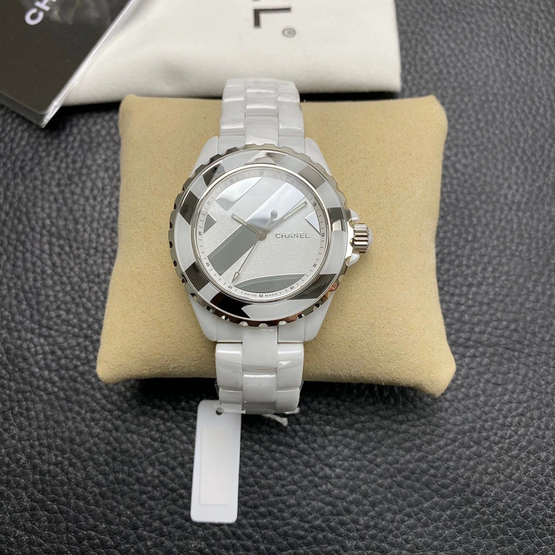 CHANEL J12 腕時計