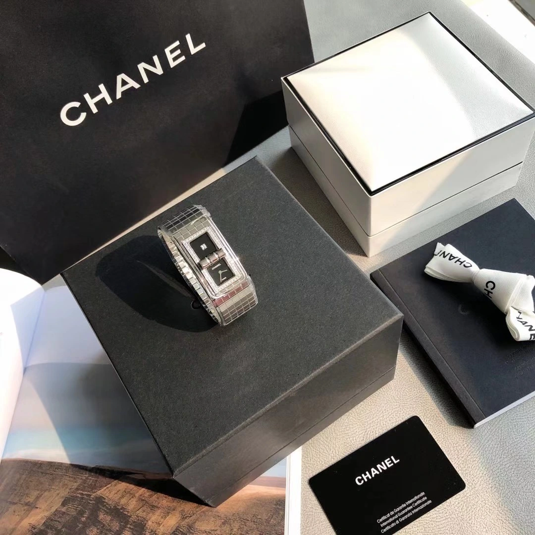 CHANEL CODE COCO 腕時計