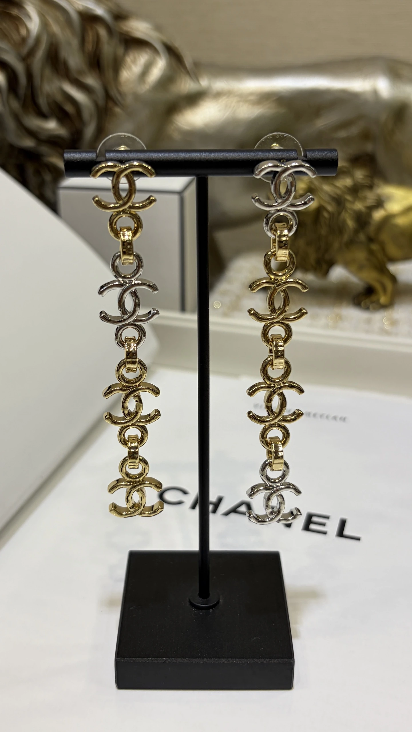 CHANEL ピアス