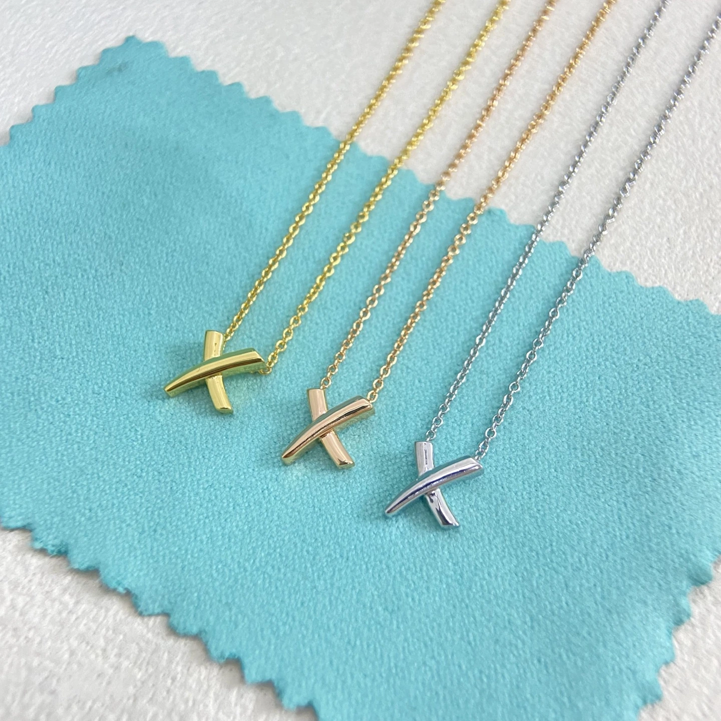 Tiffany(ティファニー / Tiffany)ネックレス TFXLH0029-040新作交叉ネックレス 品番:BDH128254