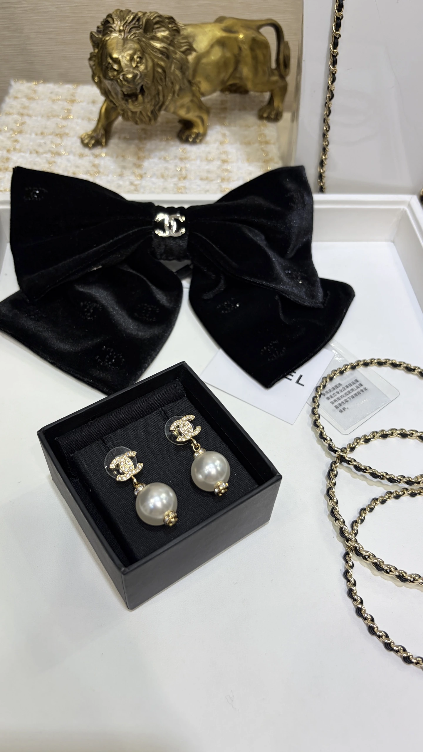CHANEL ピアス